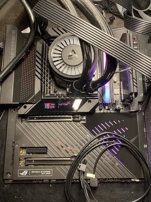 ASUS ROG Maximus Z790 Extreme, i9-13900K, and Arctic AIO Combo