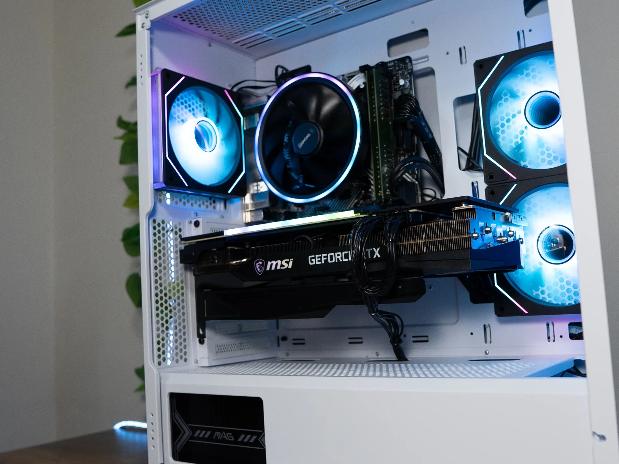 🟣⚪ | MSI RTX 3070 X TRIO 8GB | RYZEN 5 5600X | 32GB DDR4 RAM | 512GB M.2 + 1TB HDD | VaporWave 2.0 |