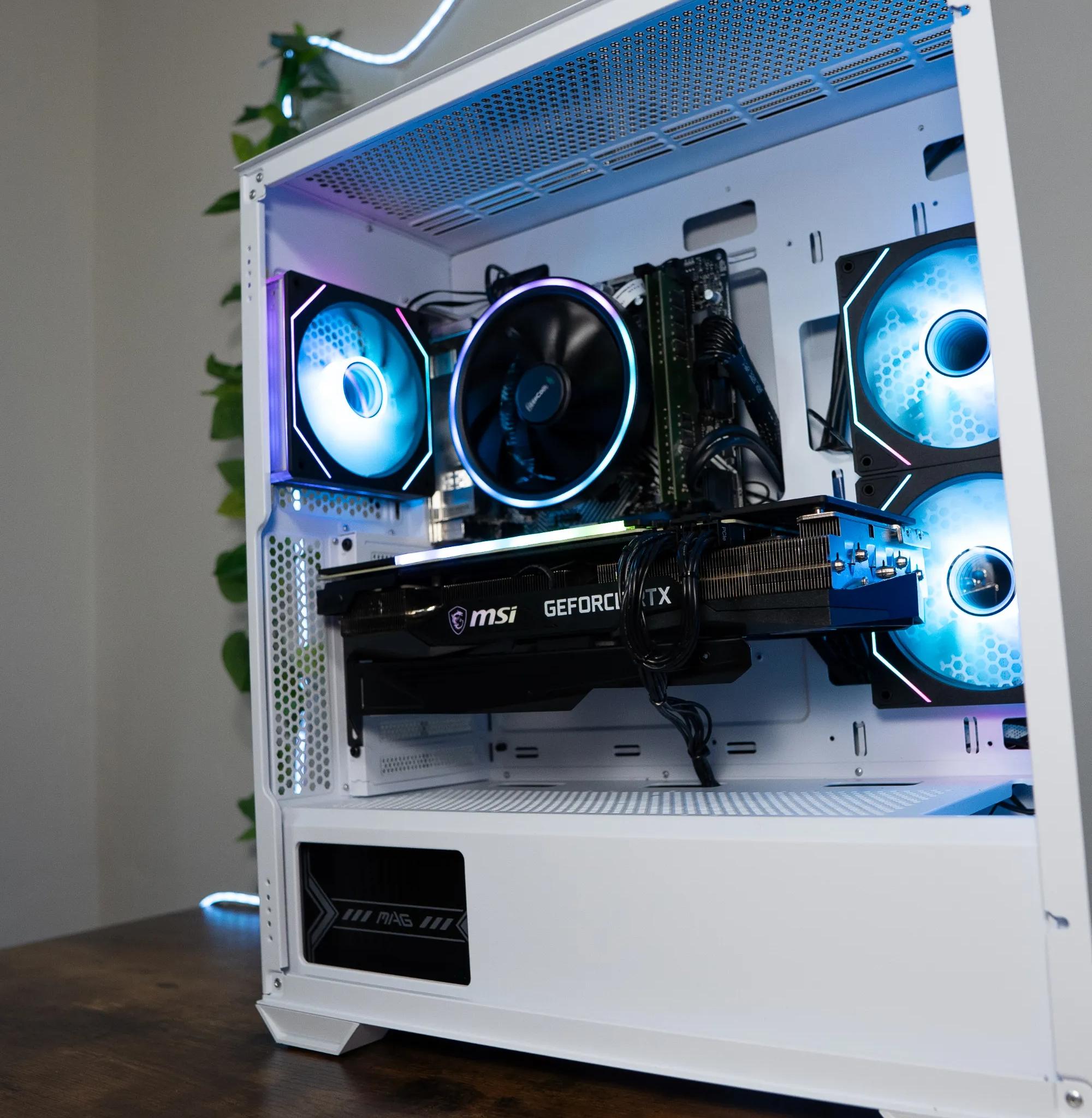 🟣⚪ | MSI RTX 3070 X TRIO 8GB | RYZEN 5 5600X | 32GB DDR4 RAM | 512GB M.2 + 1TB HDD | VaporWave 2.0 |