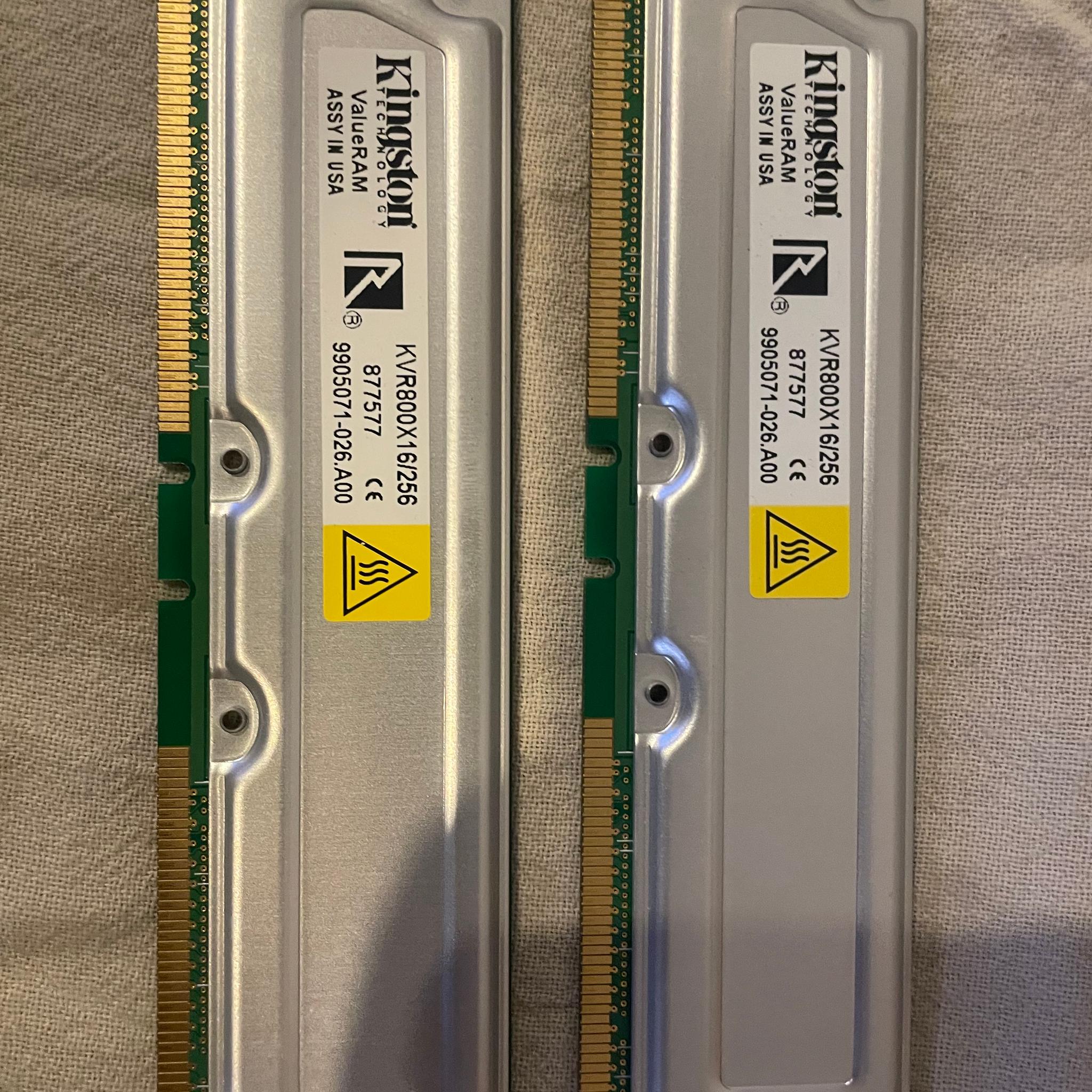 Kingston KVR800X 16/256