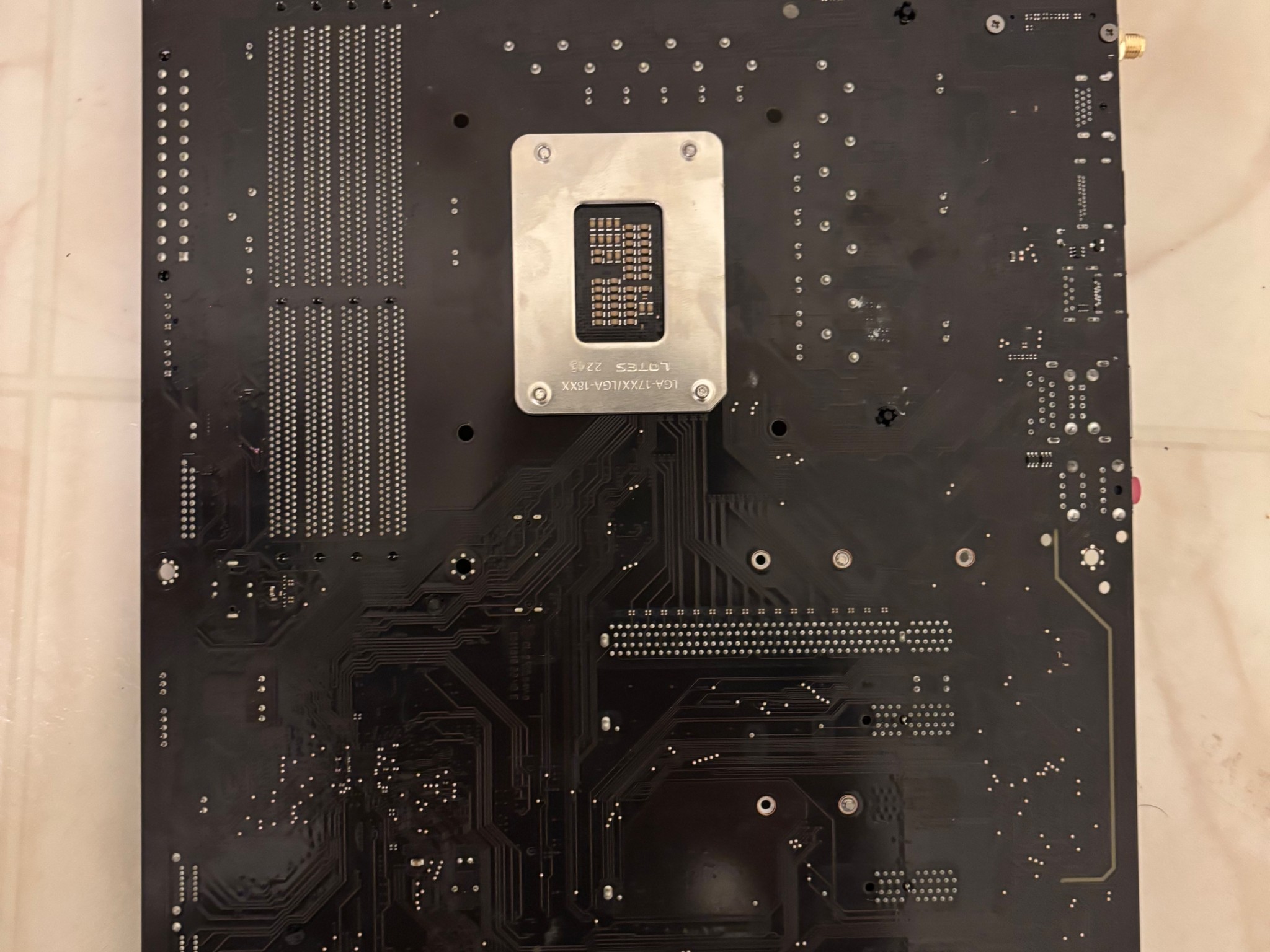GIGABYTE B660 DS3H AC DDR4 (LGA 1700/ Intel/B660/ATX/DDR4/ Dual M.2/ PCIe 4.0)