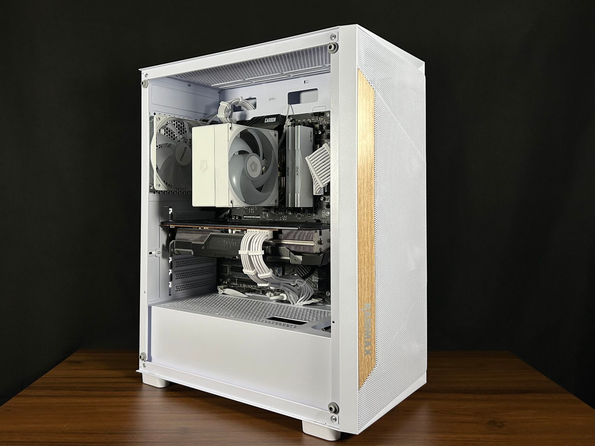 Frostwood❄️🌲 l Ryzen 5 5500 | RX 5700XT | 16GB DDR4 | White 1080p Gaming PC