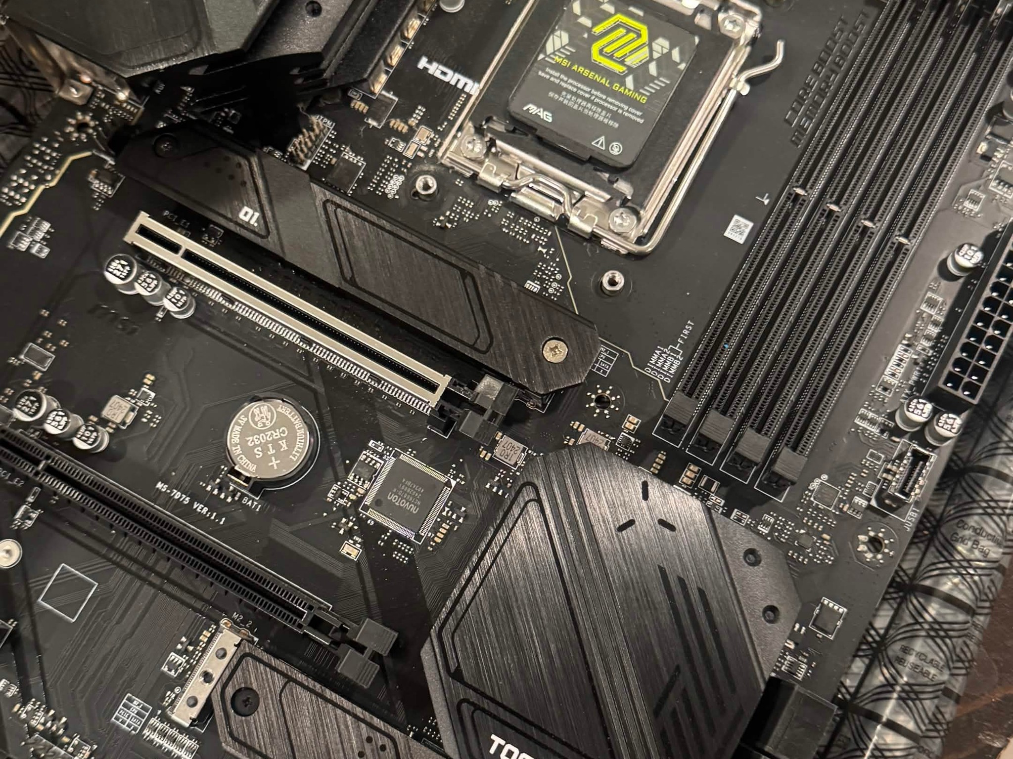 MSI MAG B650 TOMAHAWK WIFI