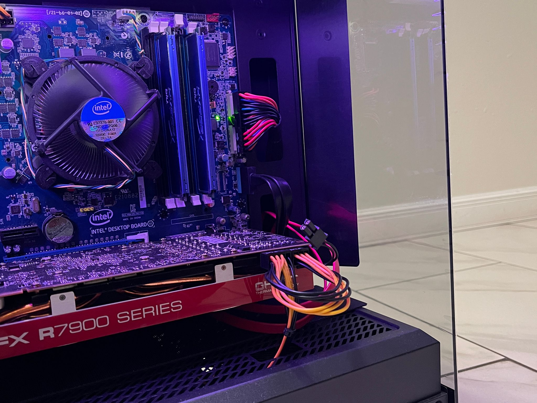 Super Budget Gaming PC - Intel i7-3770, AMD HD 7970 3GB, 16GB RAM, 560GB Storage, w/ Wi-Fi & BT