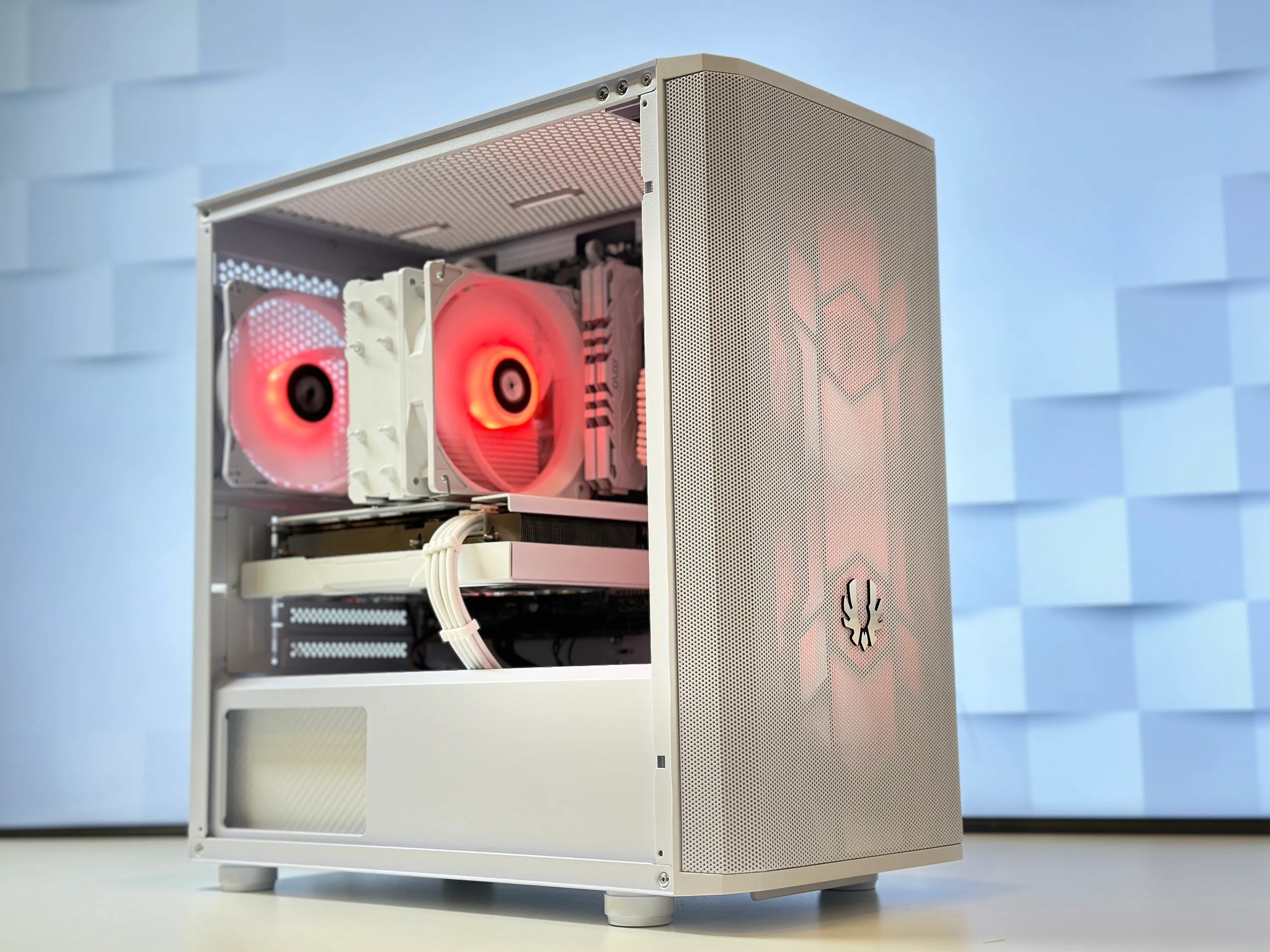 🌨️🧊 Iceberg🌨️🧊-Gaming PC-AMD RX 6600 8GB-AMD Ryzen 5 3600-16GB DDR4 RAM-1TB NVME