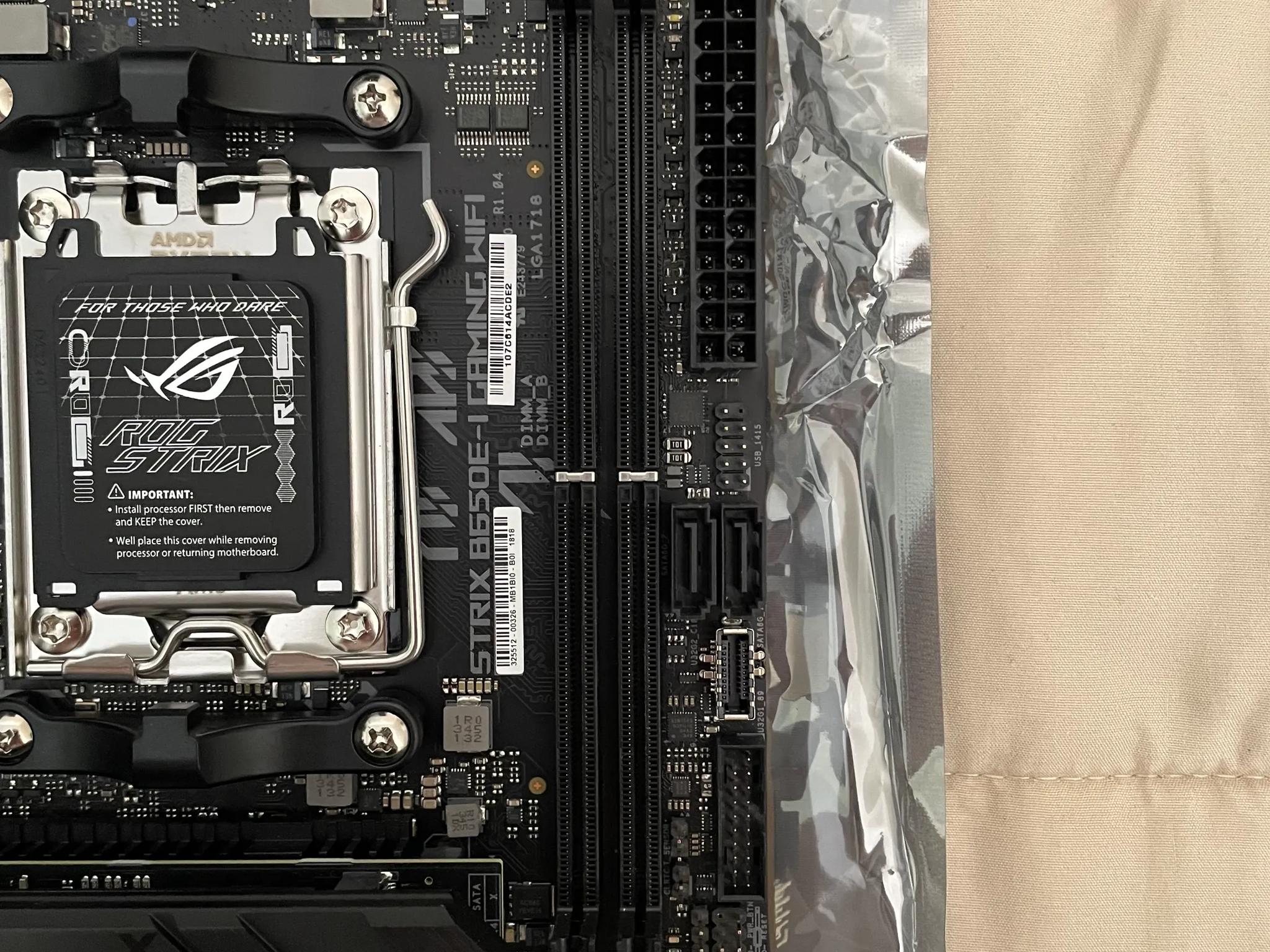 ASUS ROG STRIX B650E-I GAMING WIFI AM5 AMD Motherboard