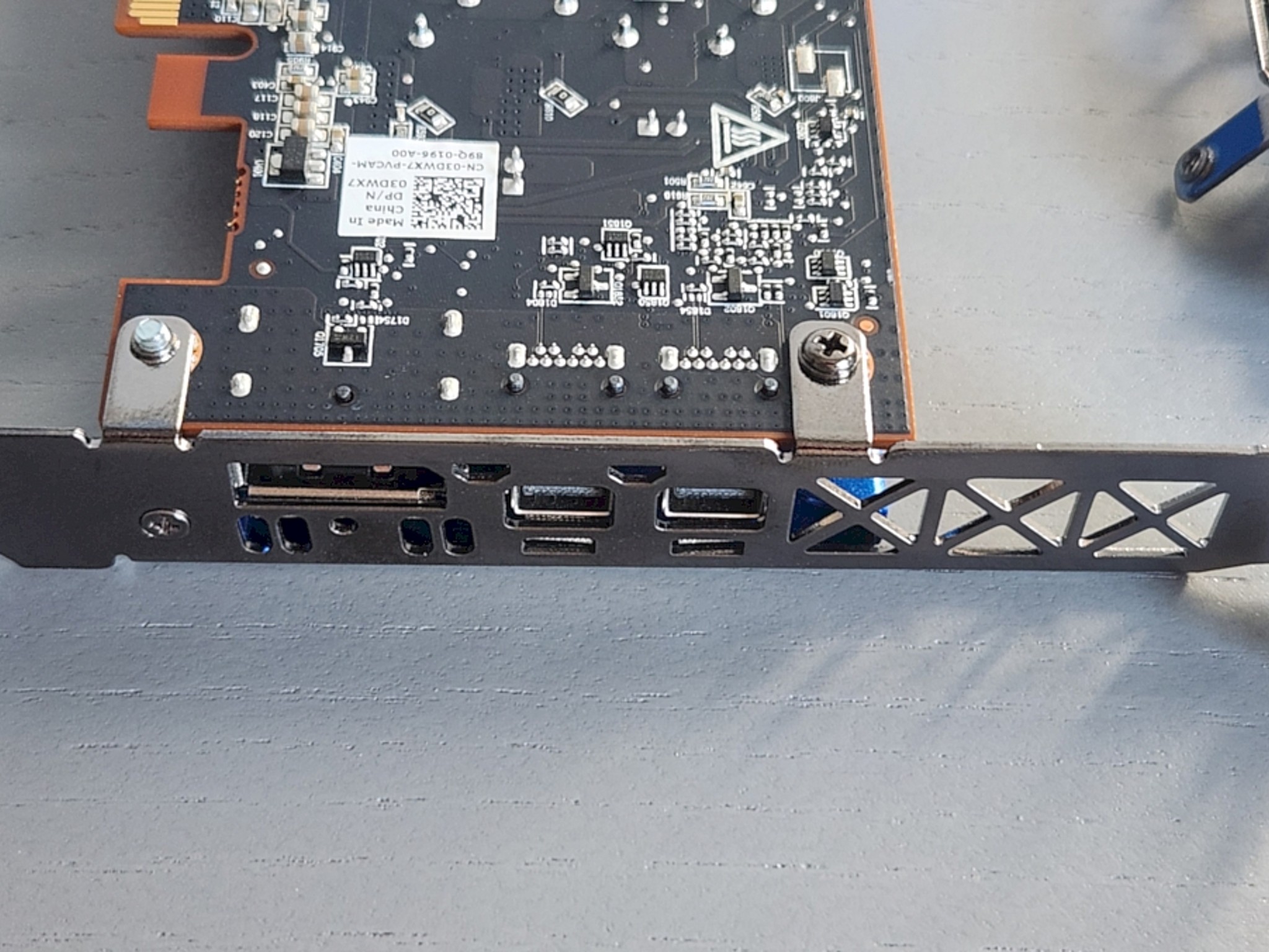 AMD Radeon Pro WX 2100