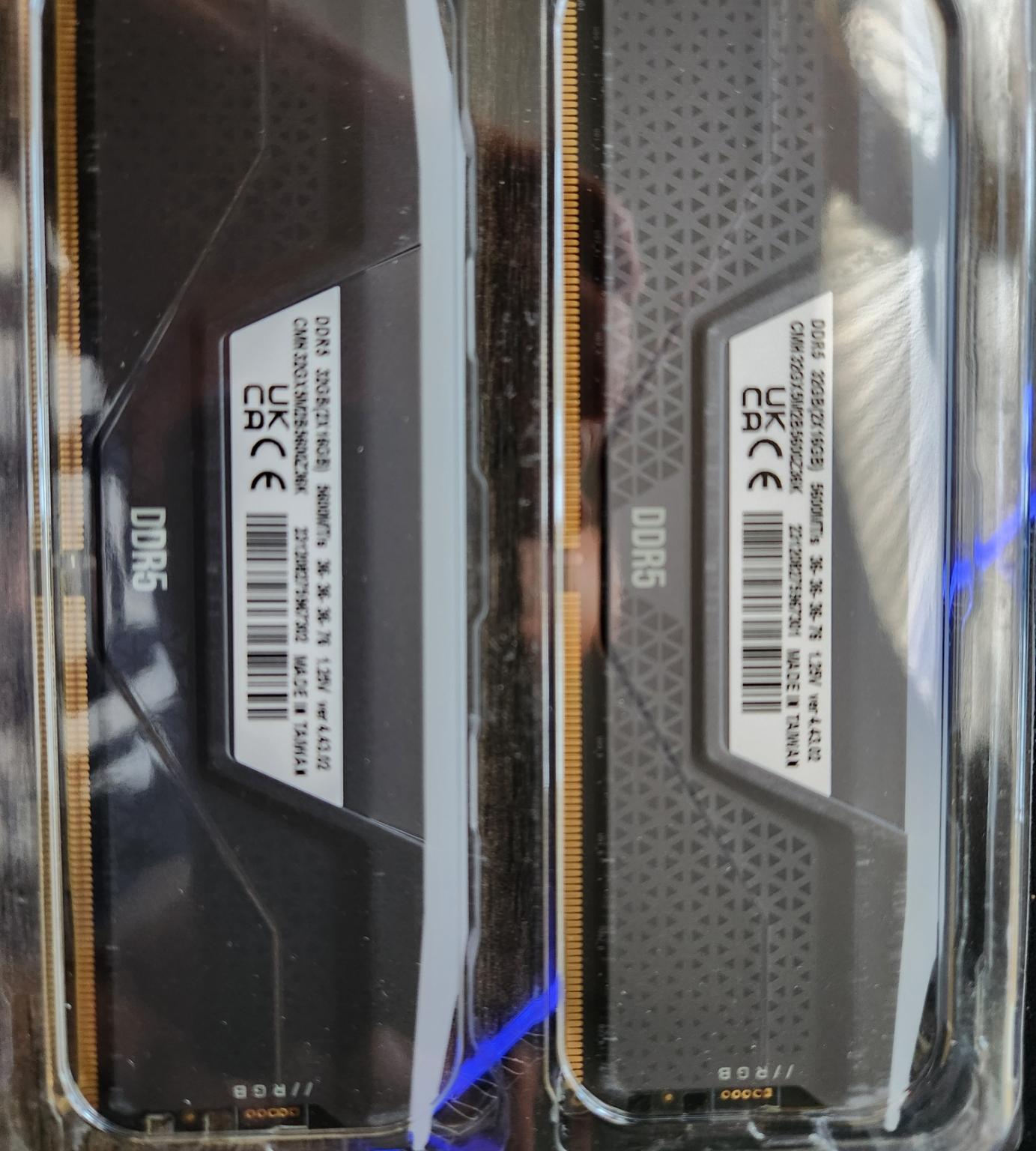 Corsair Vengeance RGB DDR5 EXPO 5600MHz