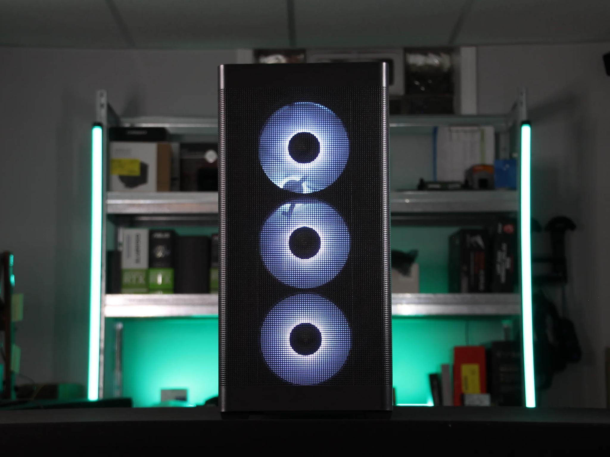 comm.006 // Ryzen 5 7600X, RTX 3070 // Midrange Gaming PC