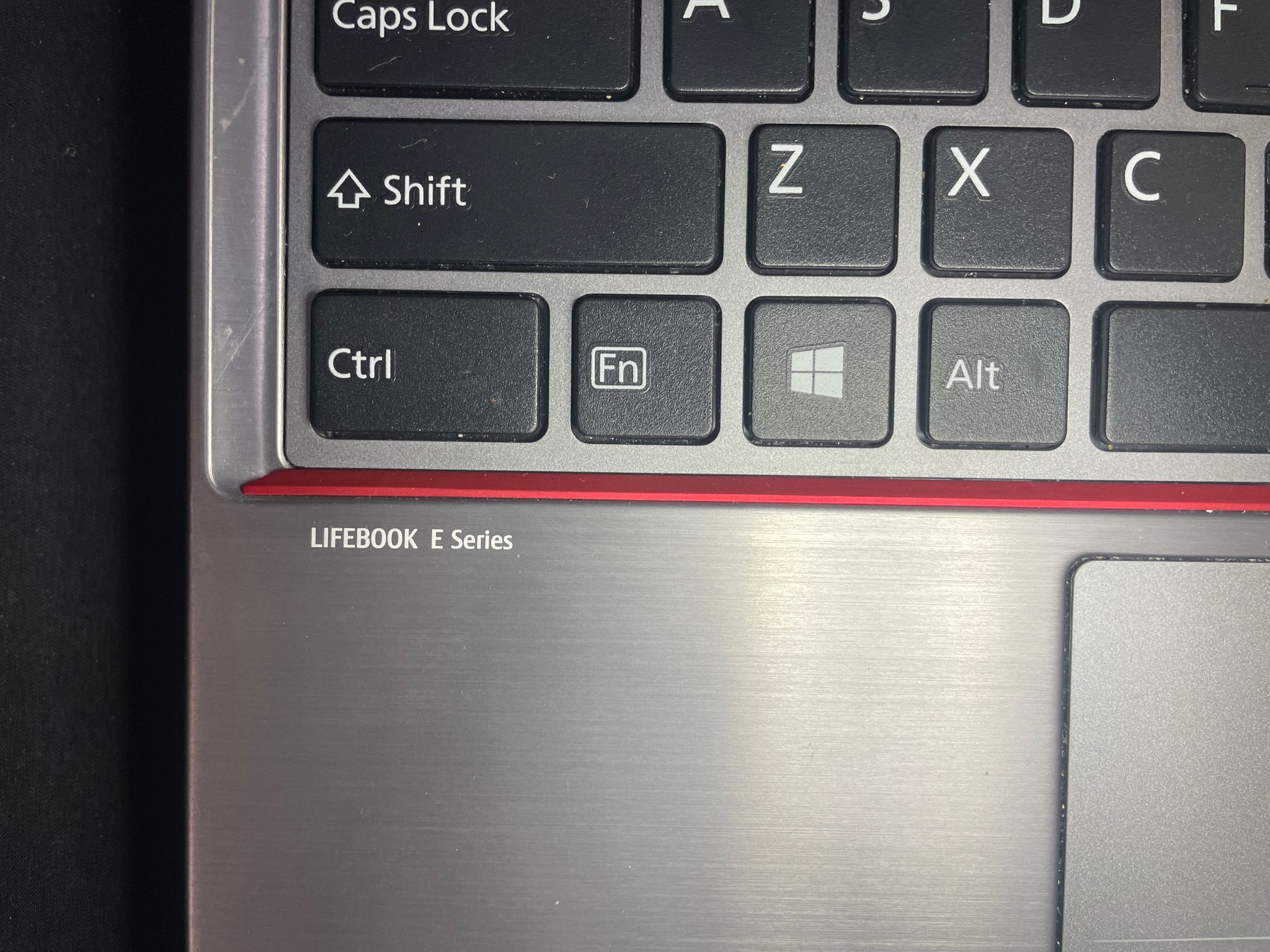 Fujitsu Lifebook E736
