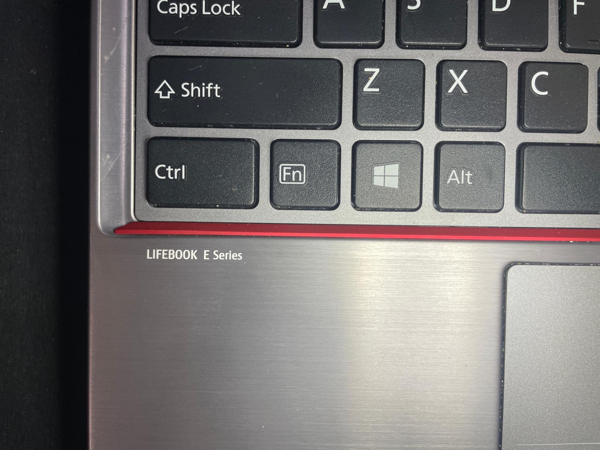 Fujitsu Lifebook E736