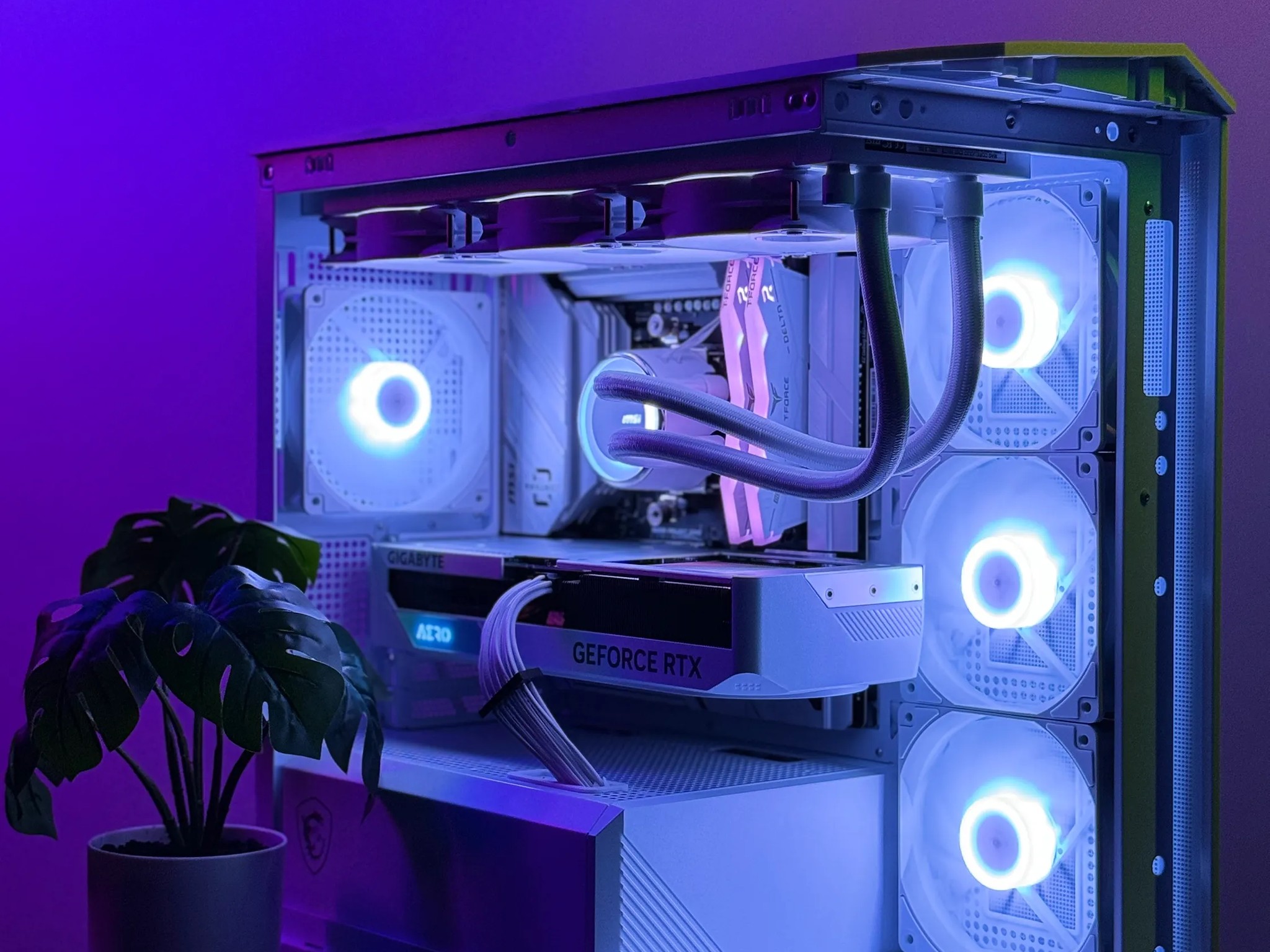 Almost Heaven II 🪽🪽 Aero 4070 SUPER OC ☀️ AMD Ryzen 7600X 🌙32GB RAM DDR5 ✨1TB m.2 📖 White Build