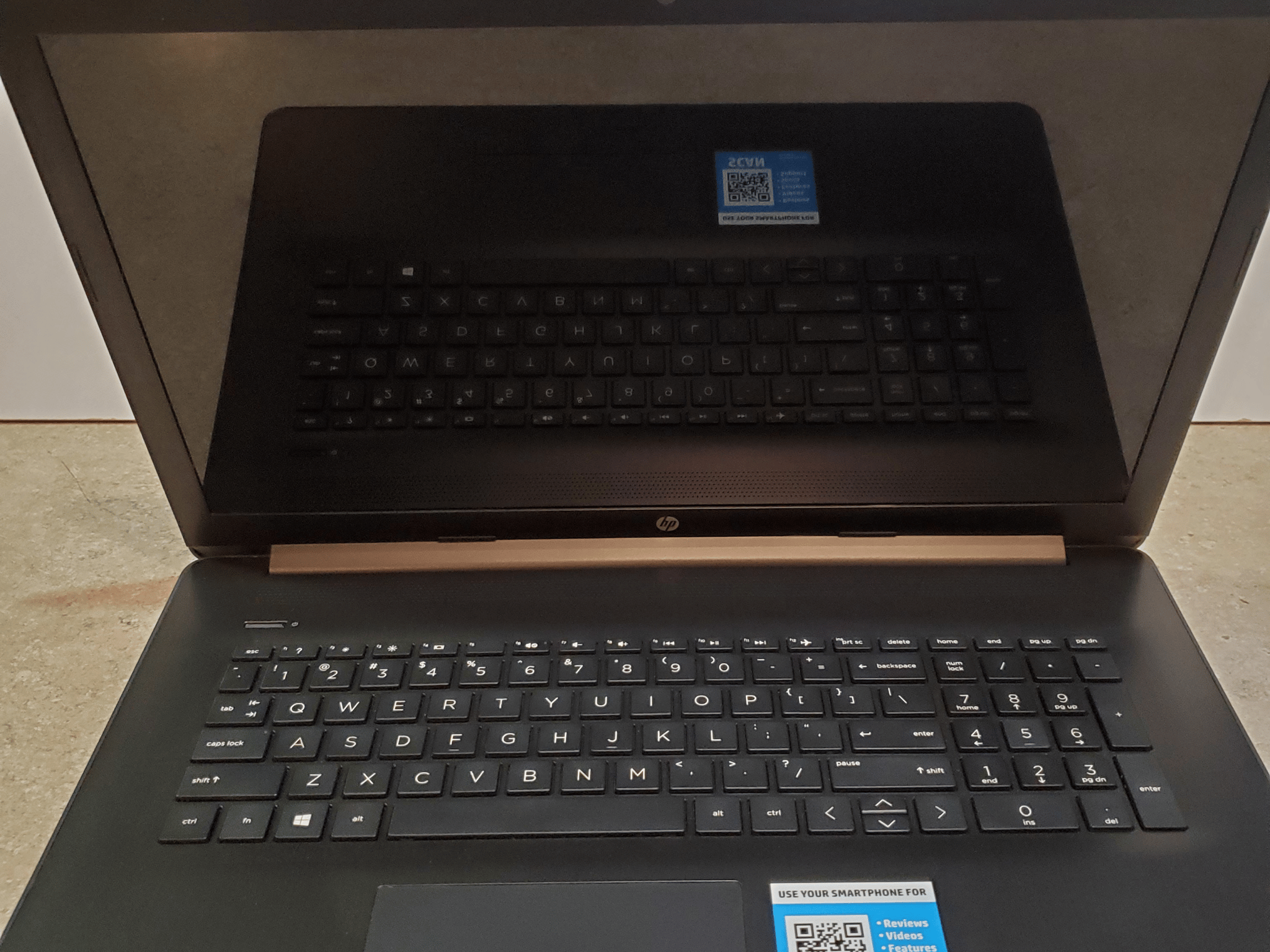 HP 17.3" 1Tb Laptop