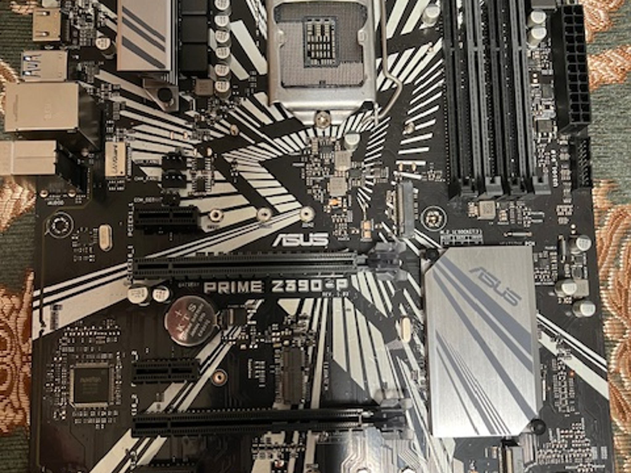ASUS Prime Z390-P LGA 1151 (300 Series) Intel Z390 SATA 6Gb/s ATX Intel Motherboard