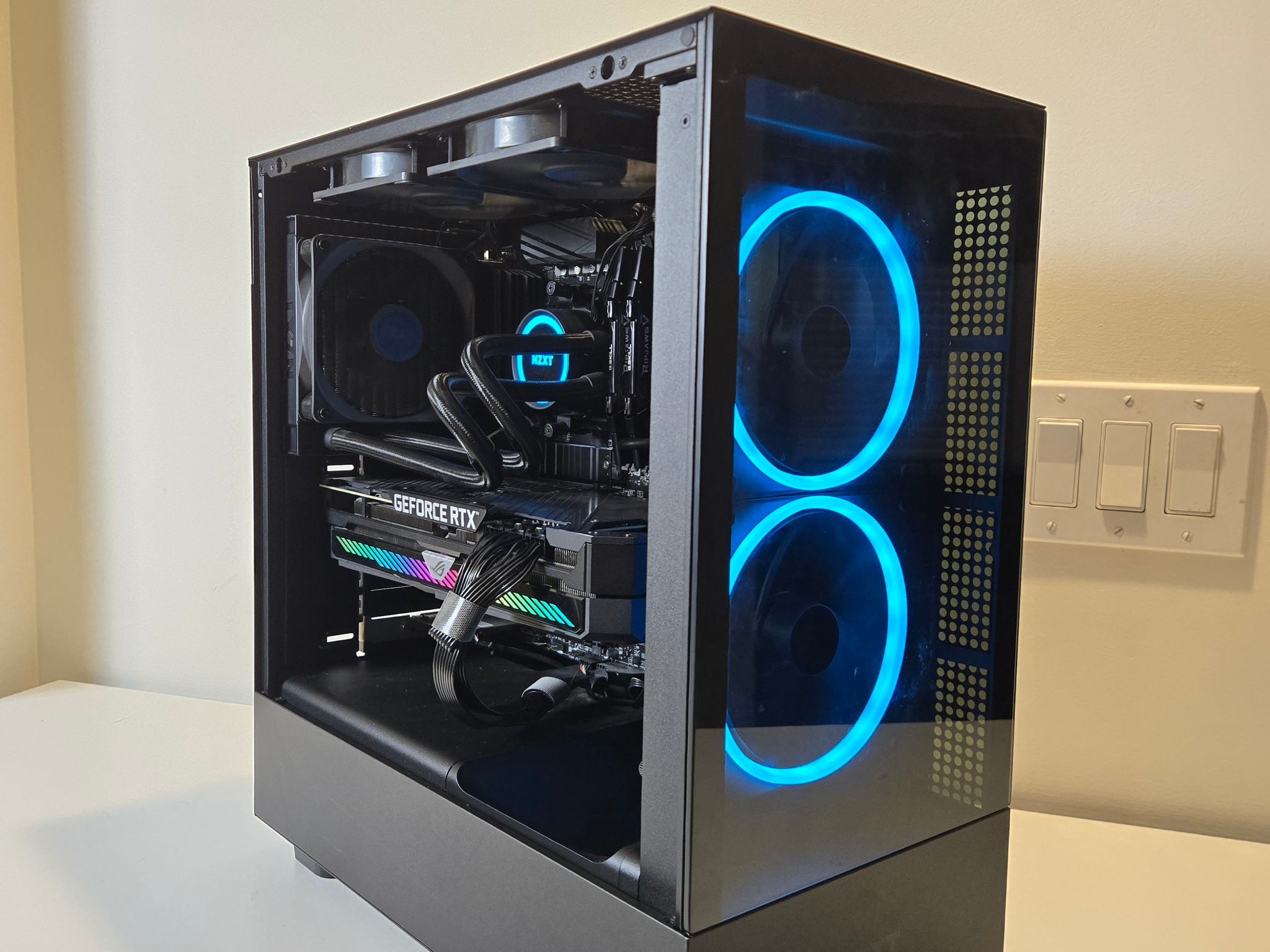 RTX 3070 Ti | Ryzen 5 5600X | 32gb DDR4 | 1tb nvme ⚖️
