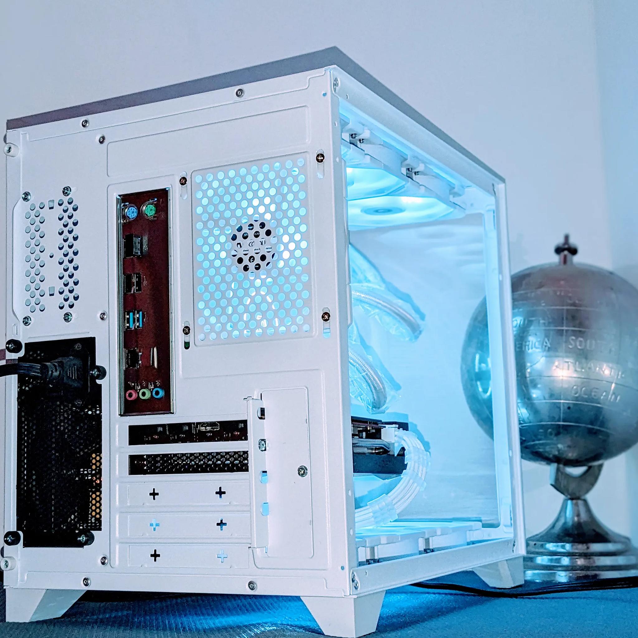 🧊👑 RX6600⚙️(Intel)12-core/24-threads ⚙️ 32GB DDR4 RAM ⚙️ 1TB NVMe SSD ⚙️ Windows 11 Pro(Activated)