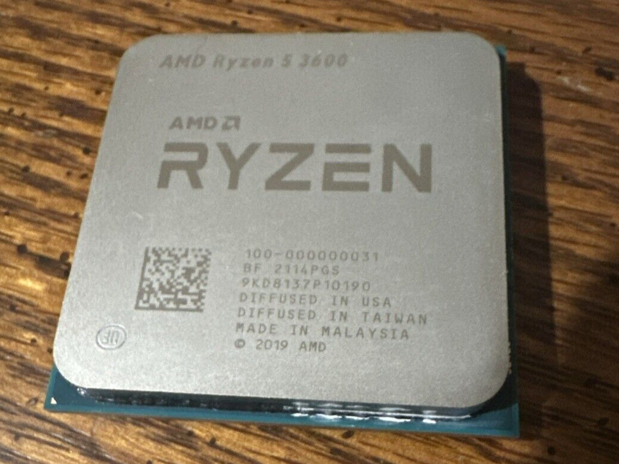 AMD Ryzen 5 3600 CPU + Cooler Master Heatsink