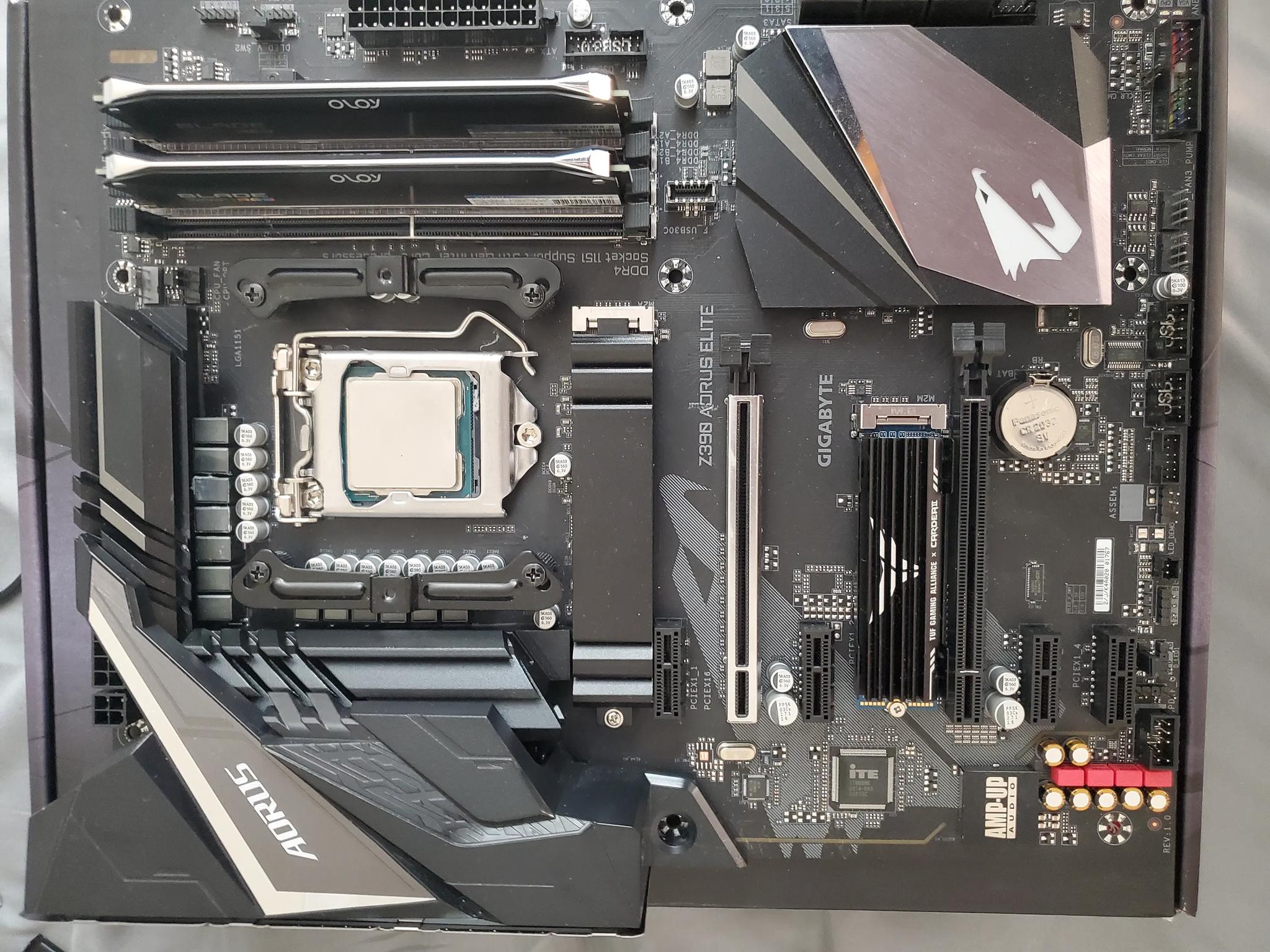 I7-9700k & z390 Aorus Elite