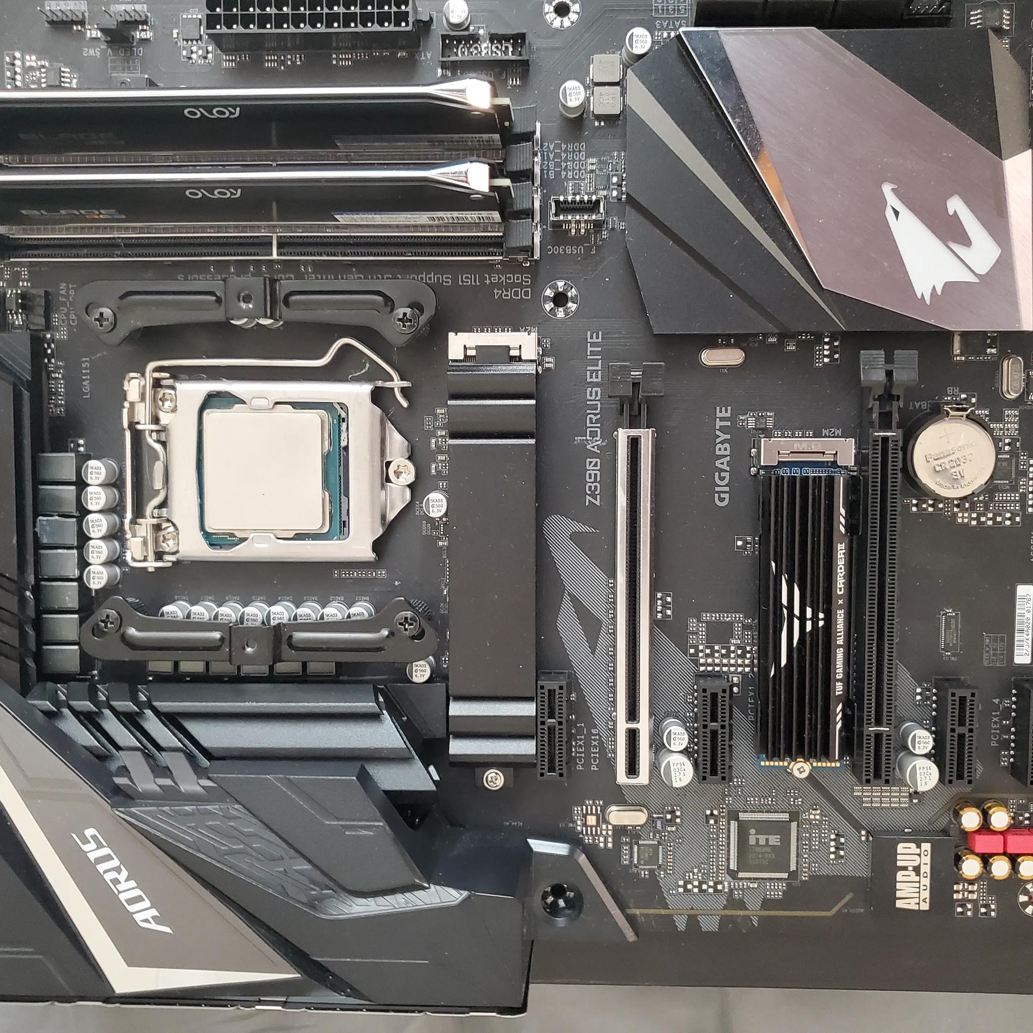 I7-9700k & z390 Aorus Elite