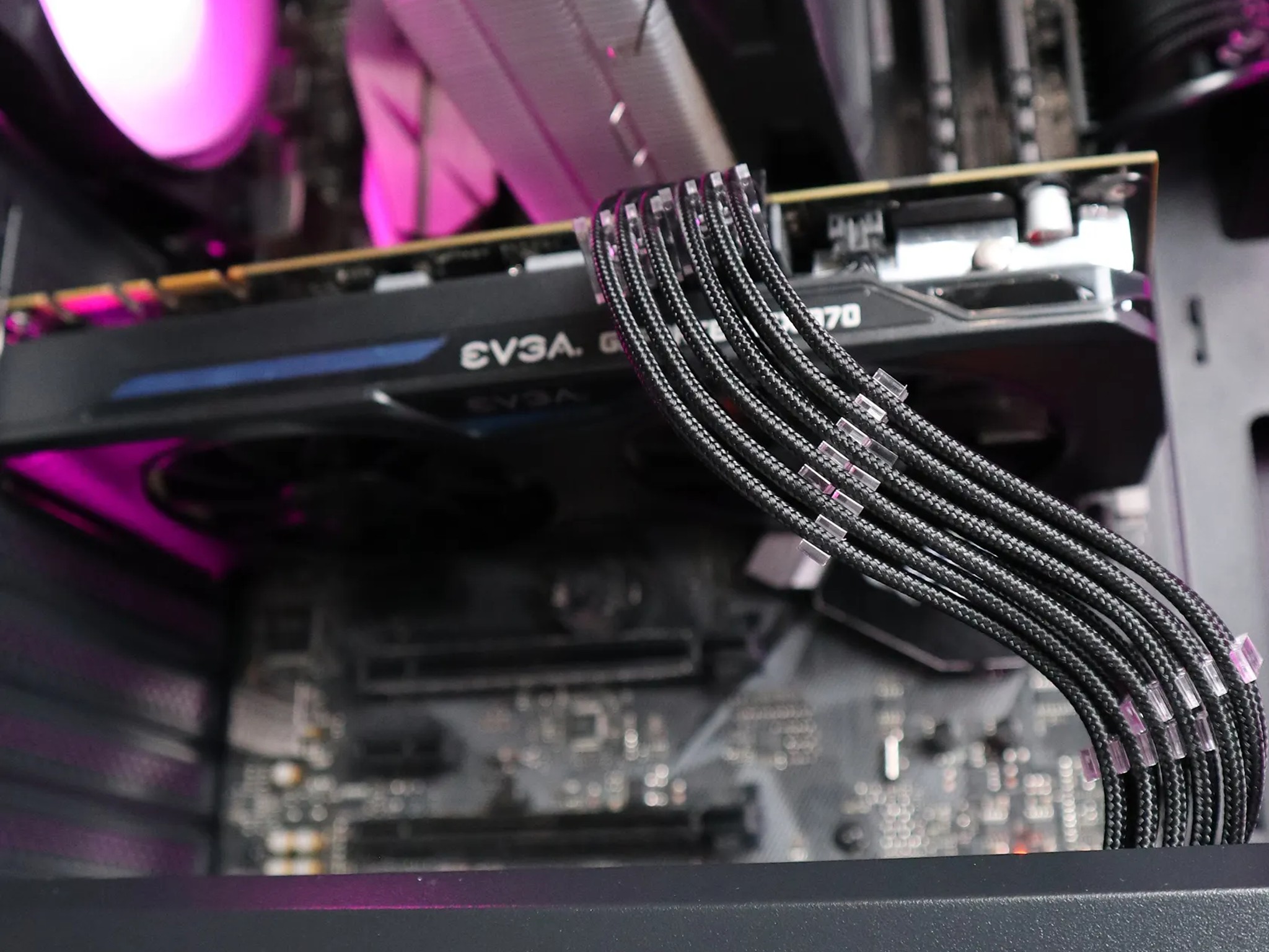 Castle | Ryzen 7 1700X/GTX 970