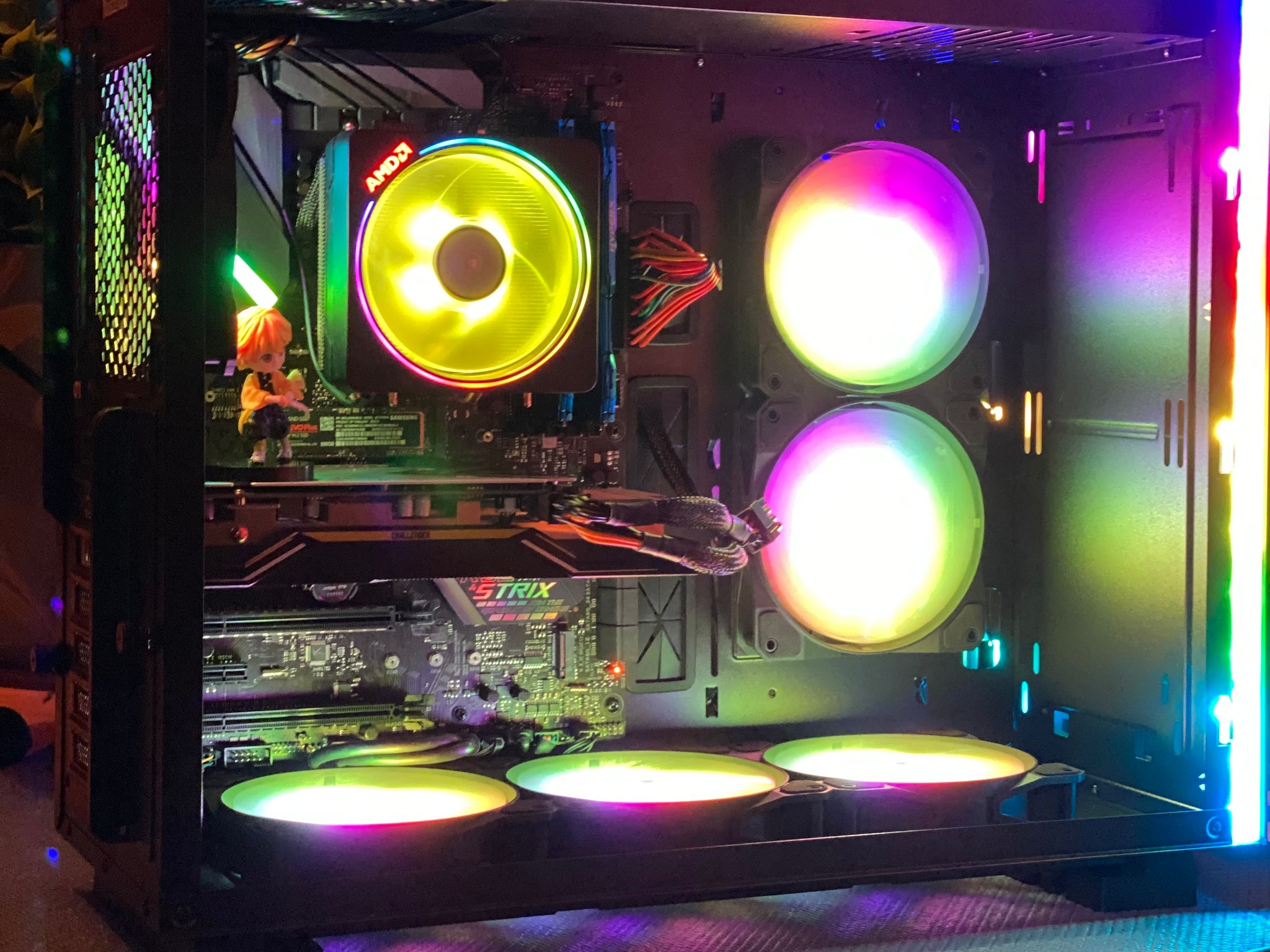 Shinjuku 新宿Lights | Ryzen 5| RX5500XT| 500GB 970EVO Samsung SSD| 16GB VENGEANCE DDR4| Windows 11 Pro