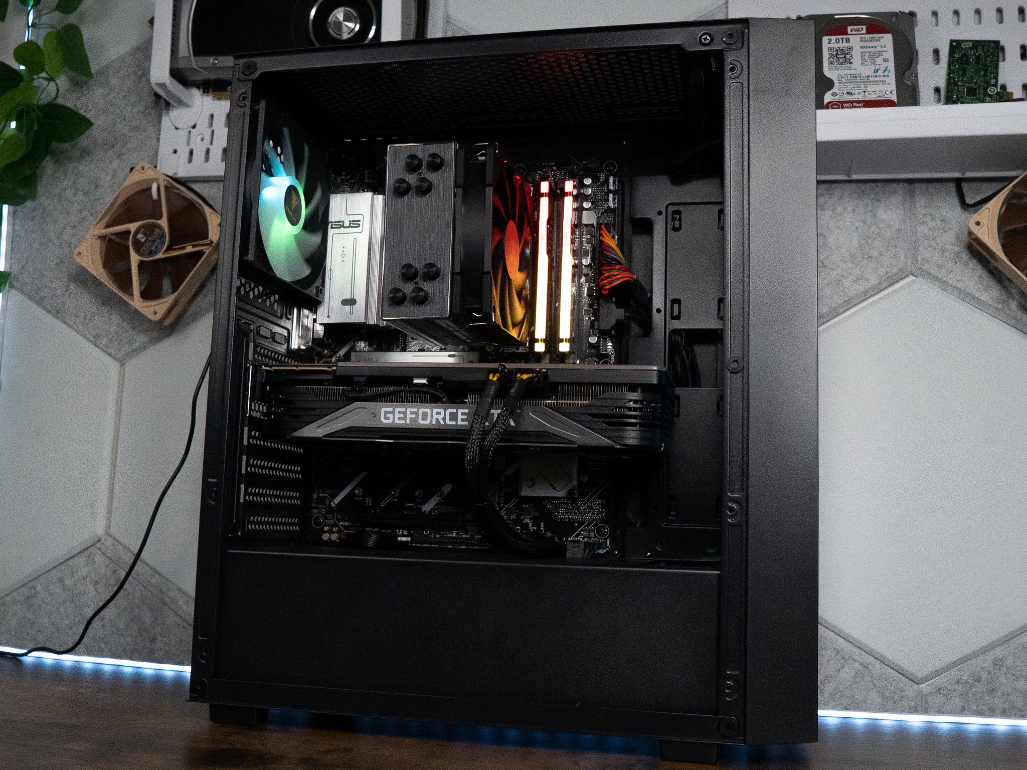 🌌🛰️ | PNY XLR8 RTX 3090 24GB | RYZEN 7 7700X | 32GB DDR5 RAM | 2TB SSD | Y2K OATHKEEPER GOLD
