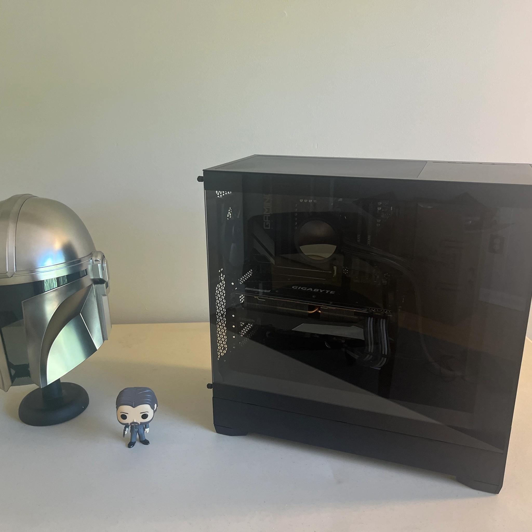 Custom Gaming PC - with free activated Windows 11 Pro