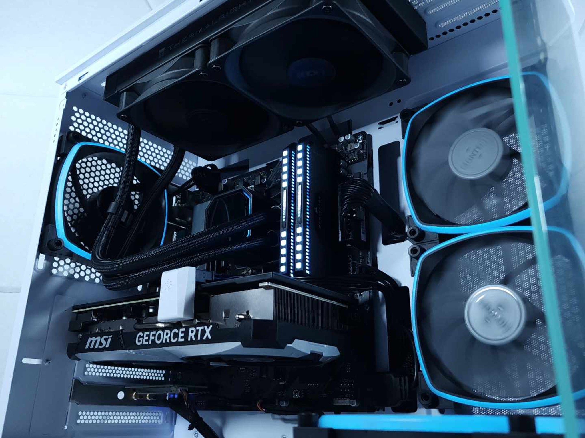 💙💙RTX 4070Ti || Ryzen 7 7700X || 2TB NVMe SSD || 32GB DDR5* || 1440p Gaming PC