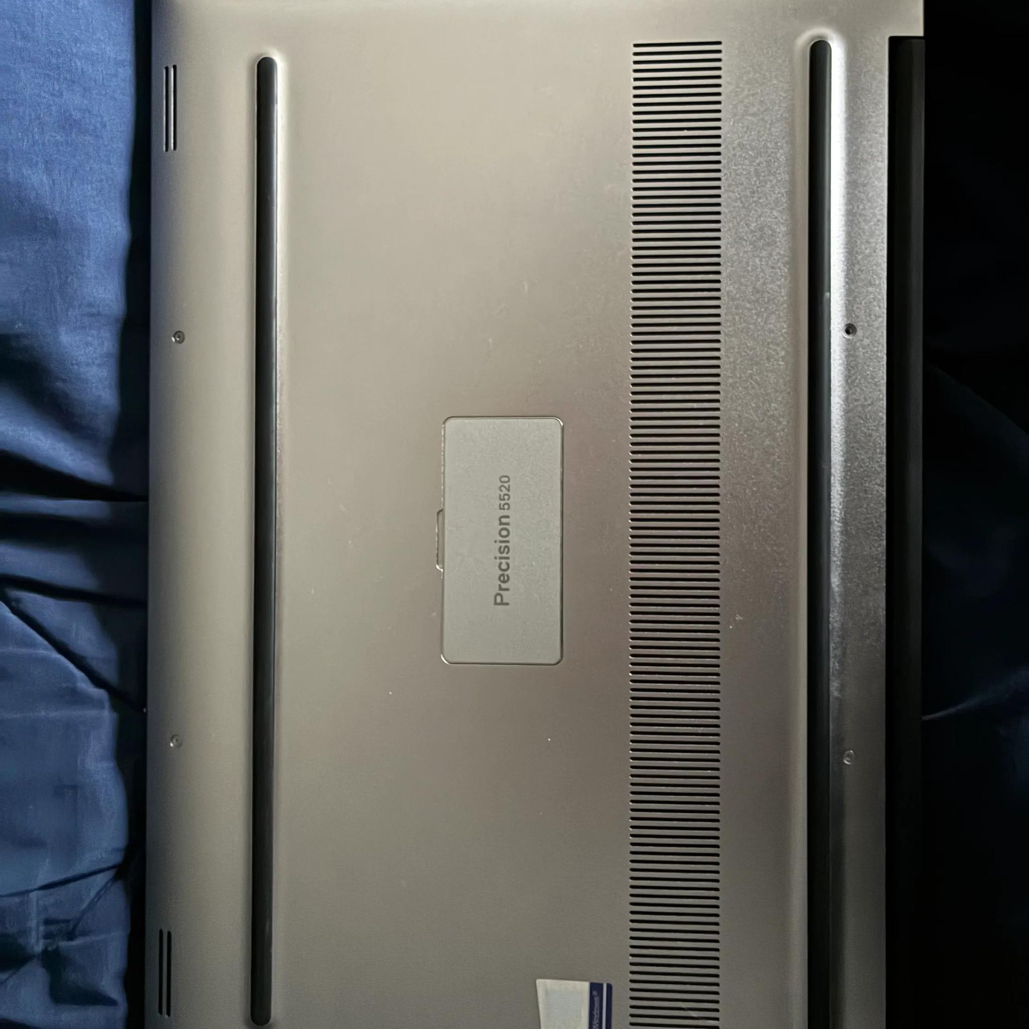 Dell Precision 5520- Battery needs replacement. Intel Xeon E3-1505M, Nvidia Quadro M1200.