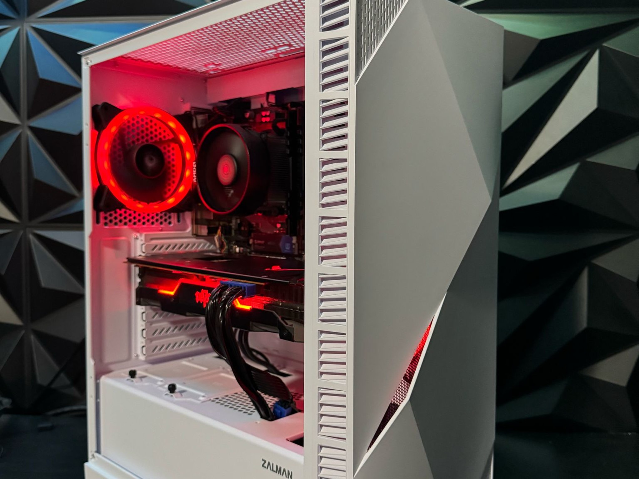 🔥 Tusker 3657 RedDevil 🔥|Ryzen 5 3600| RX 5700XT | 16 GB 3200 MHz| 1 TB NVMe