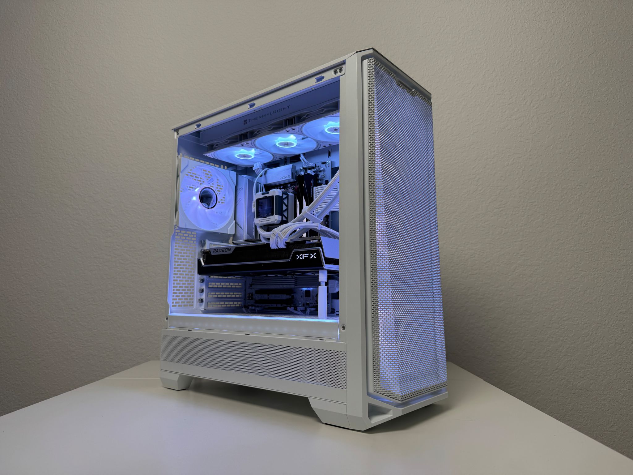 ❄️High-End 1440p/4K Gaming PC AMD Ryzen 7 7700X AMD Radeon RX 7800 XT 32GB DDR5-6000 1TB NVMe Win 11
