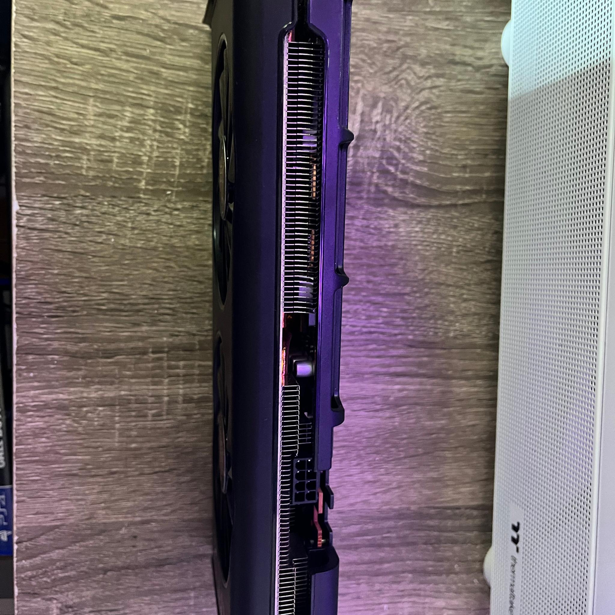 XFX THICC II Pro Radeon RX 5600 XT