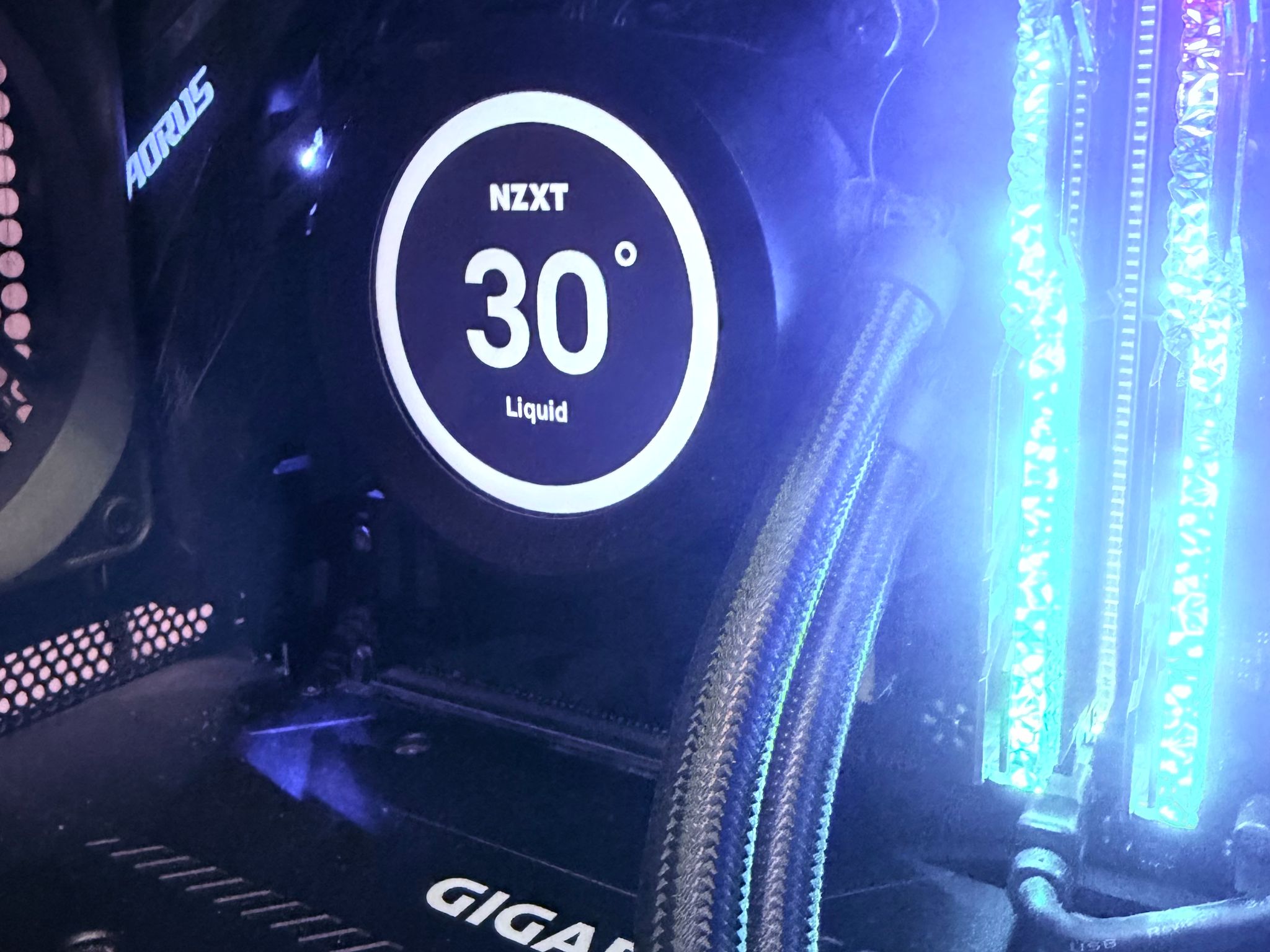 ⚫️"Stealth Core "⚪️| 1440p Gaming | RTX 2080 Super 8GB | i9 9900K | 16B Ram | 1TB NVMe Storage