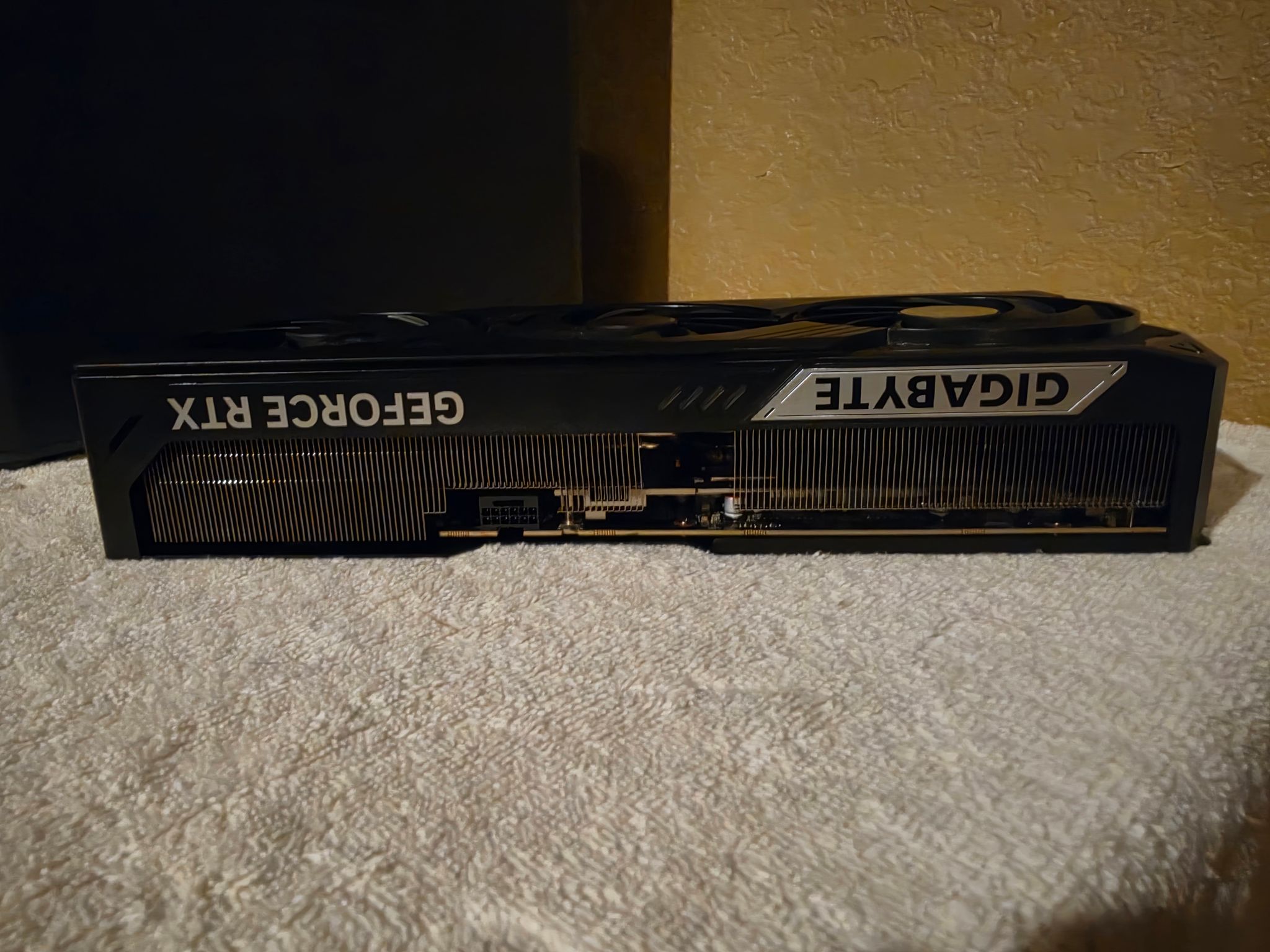 GIGABYTE GeForce RTX 5090 WINDFORCE OC 32G
