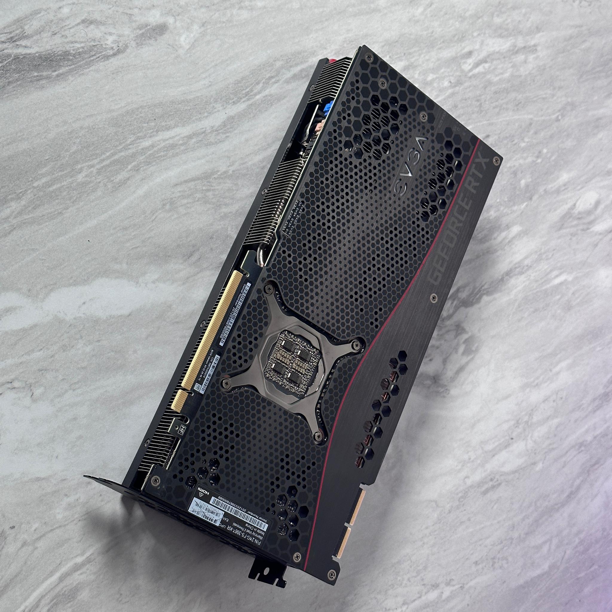 EVGA GeForce RTX 3090 24 GB FTW3 ULTRA GAMING Video Card