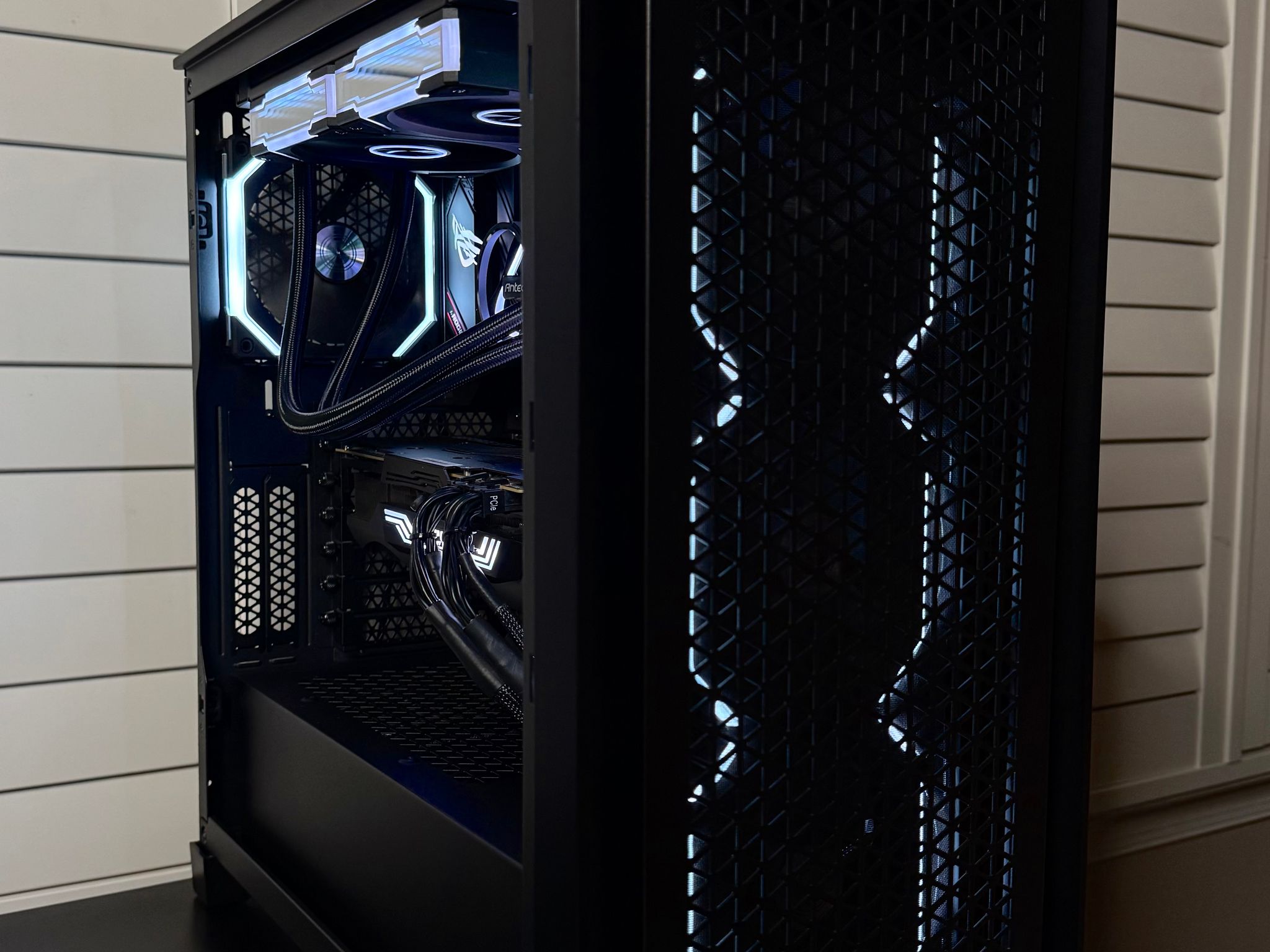 🖤 “Obsidian” — High-End Gaming PC | RTX 3080 Ti 12GB | Ryzen 7 5800X | 32GB Ram