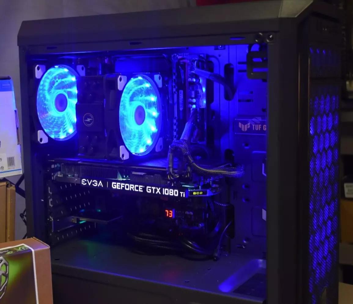 GAMING PC INTEL XEON 2690 16GR RAM GPU 1080TI 11GB 1TBNVME &500GB HHD WIFI 600 W 12 CORES &24THERADS