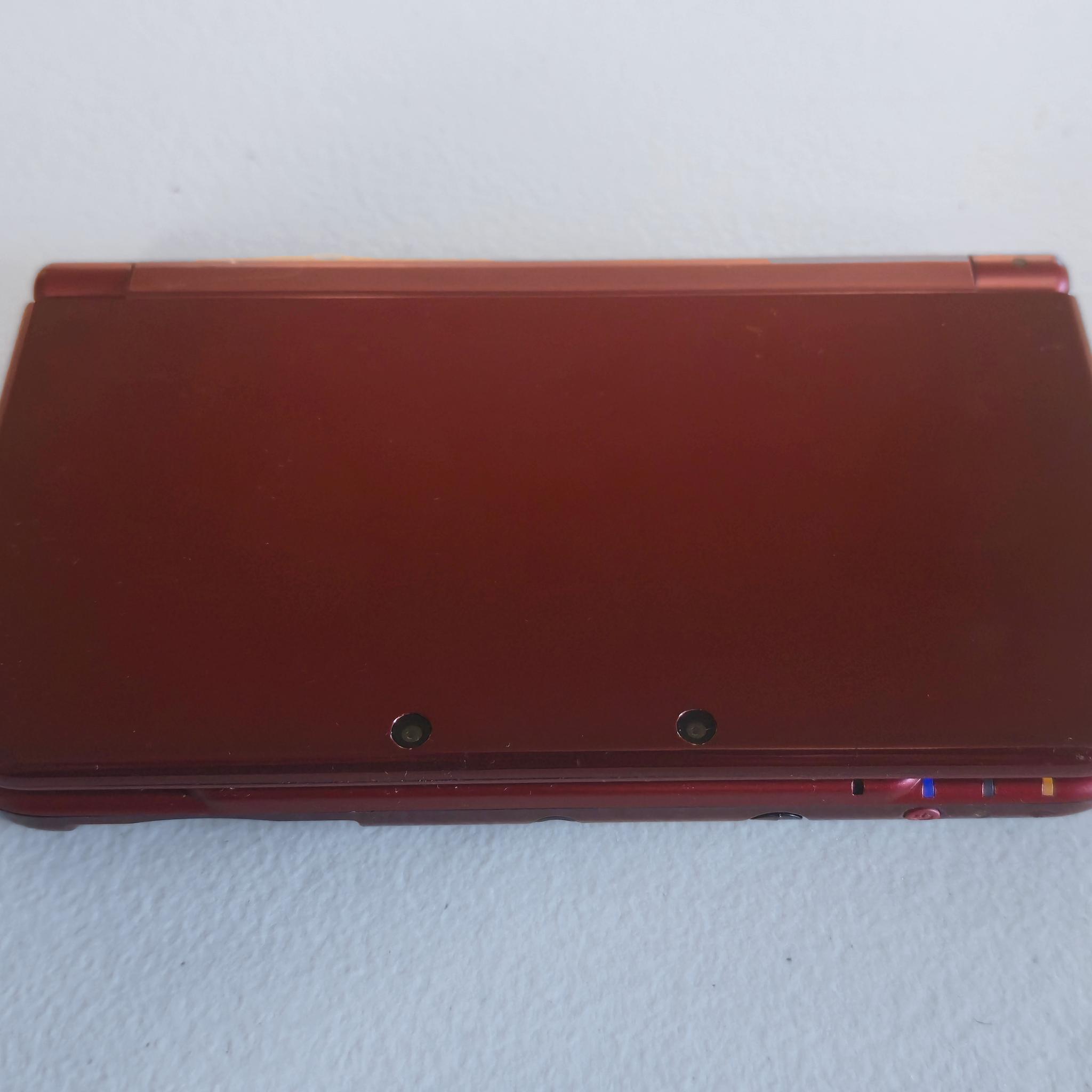 Nintendo "New" 3DS XL Red Launch Edition - 128GB SDCard - US Version - Excellent