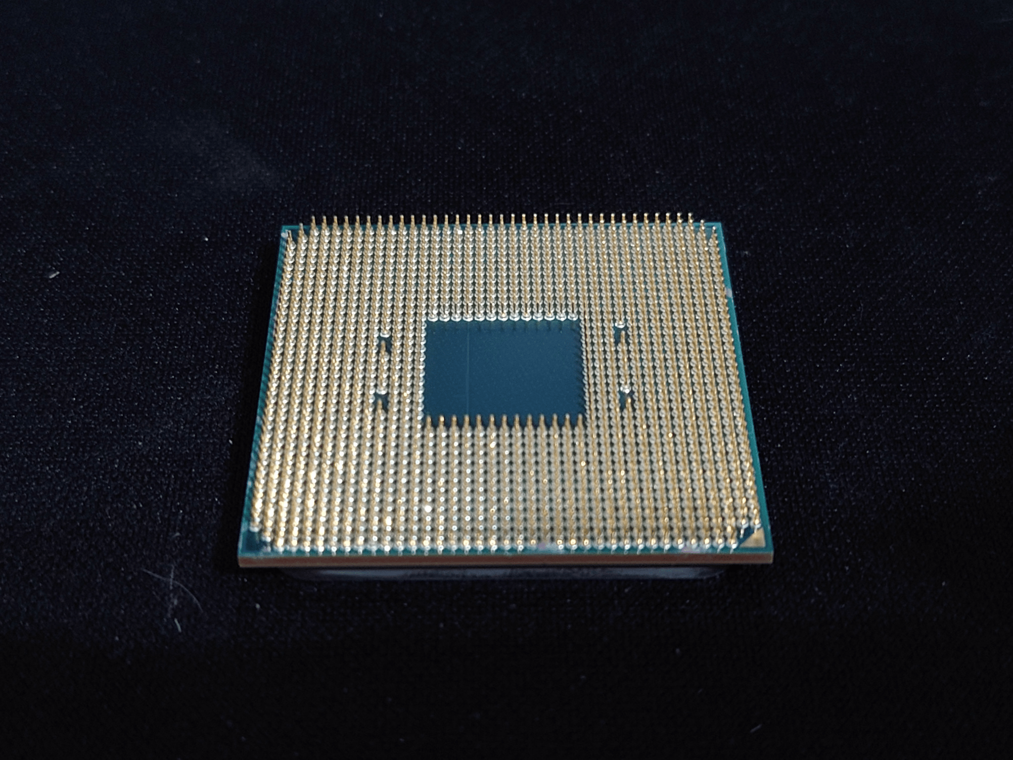 Used AMD Ryzen 5 5600x 6-core cpu