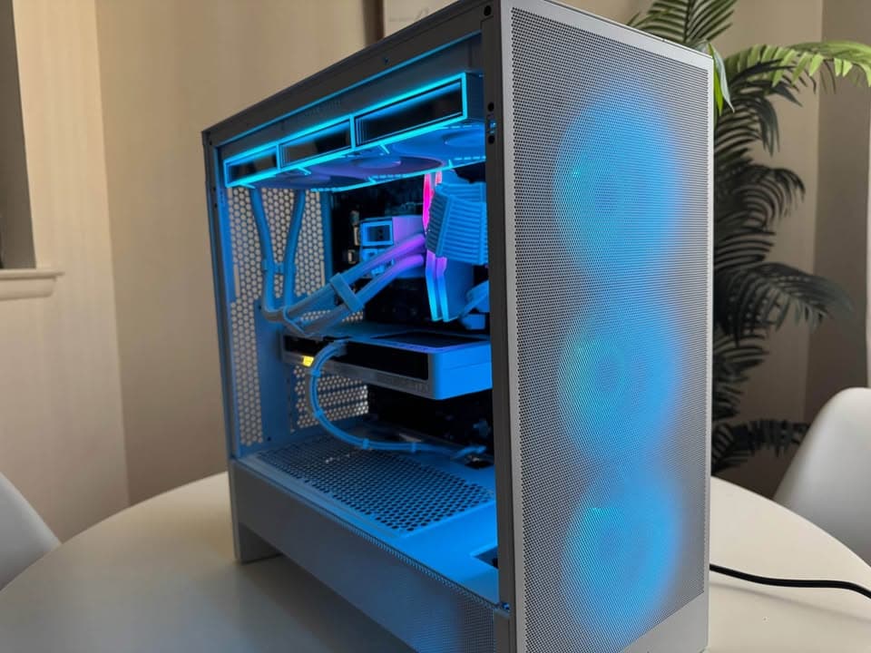 Gaming PC | RTX 5060 TI 16GB | INTEL 12600KF | 32GB RAM | 1TB SSD | WINDOWS 11