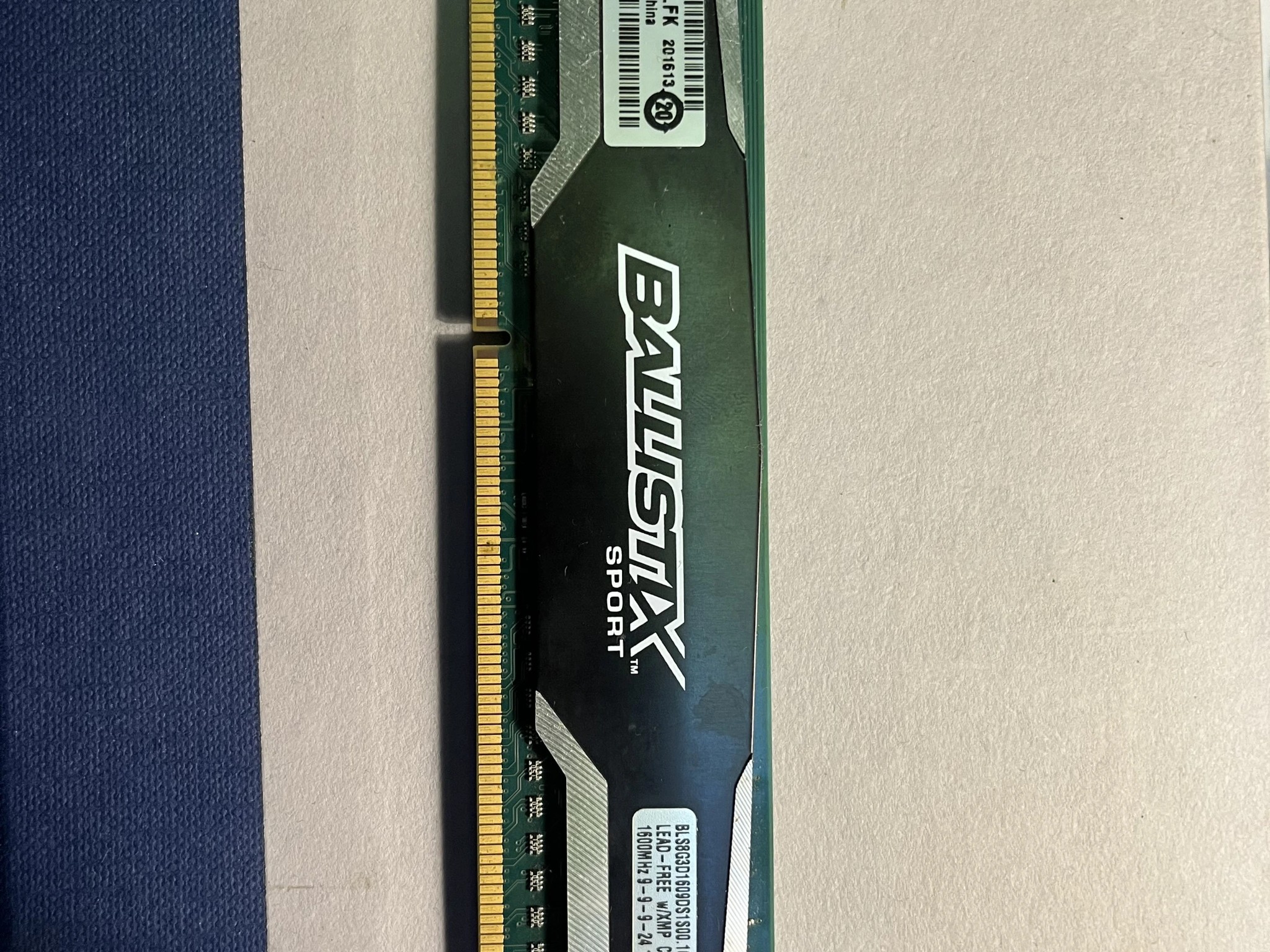 Ballistix Sport 8GB RAM stick
