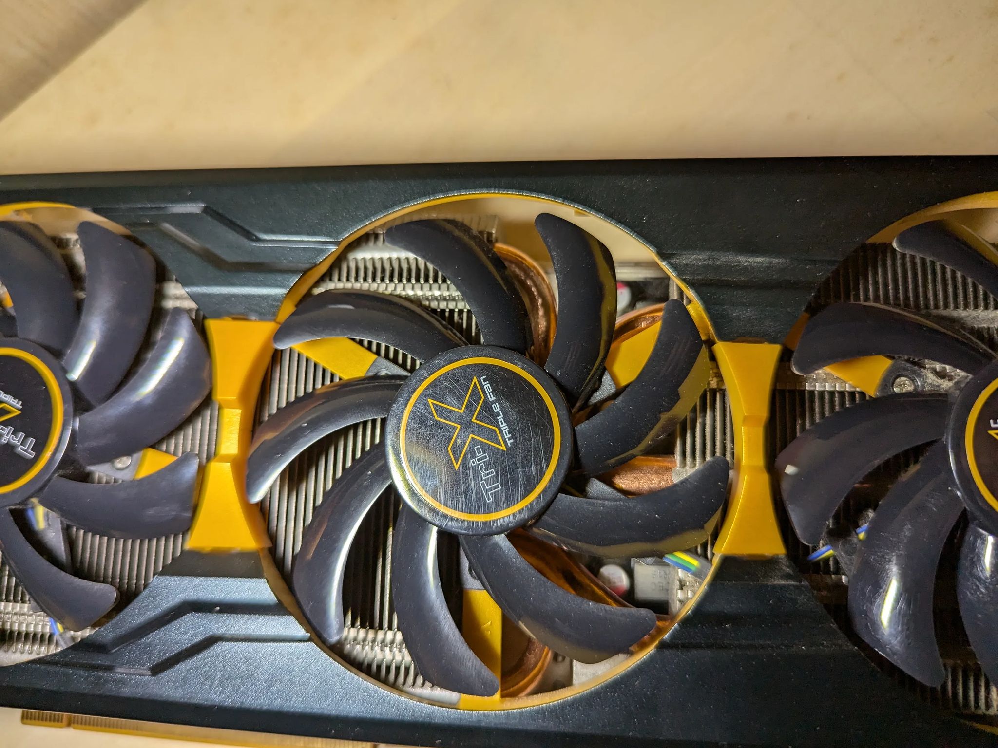 USED - Radeon Sapphire Tri-X R9 290 OC - GDDR5 4GB