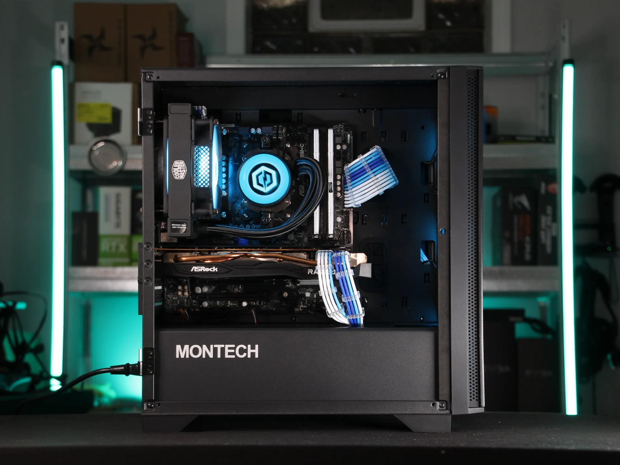 𝘼𝙕𝙐𝙍𝙀 // Ryzen 7 3700X, RX 6700 XT // Mid-Range Gaming PC