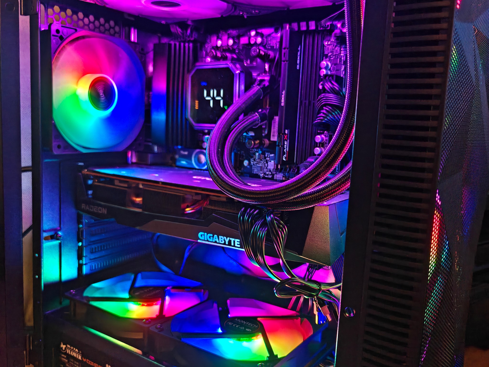 AM5 Midrange Gaming PC - Ryzen 5 7500X3D, Radeon 6750 XT 12GB,16GB DDR5 6000, 1 TB NVME