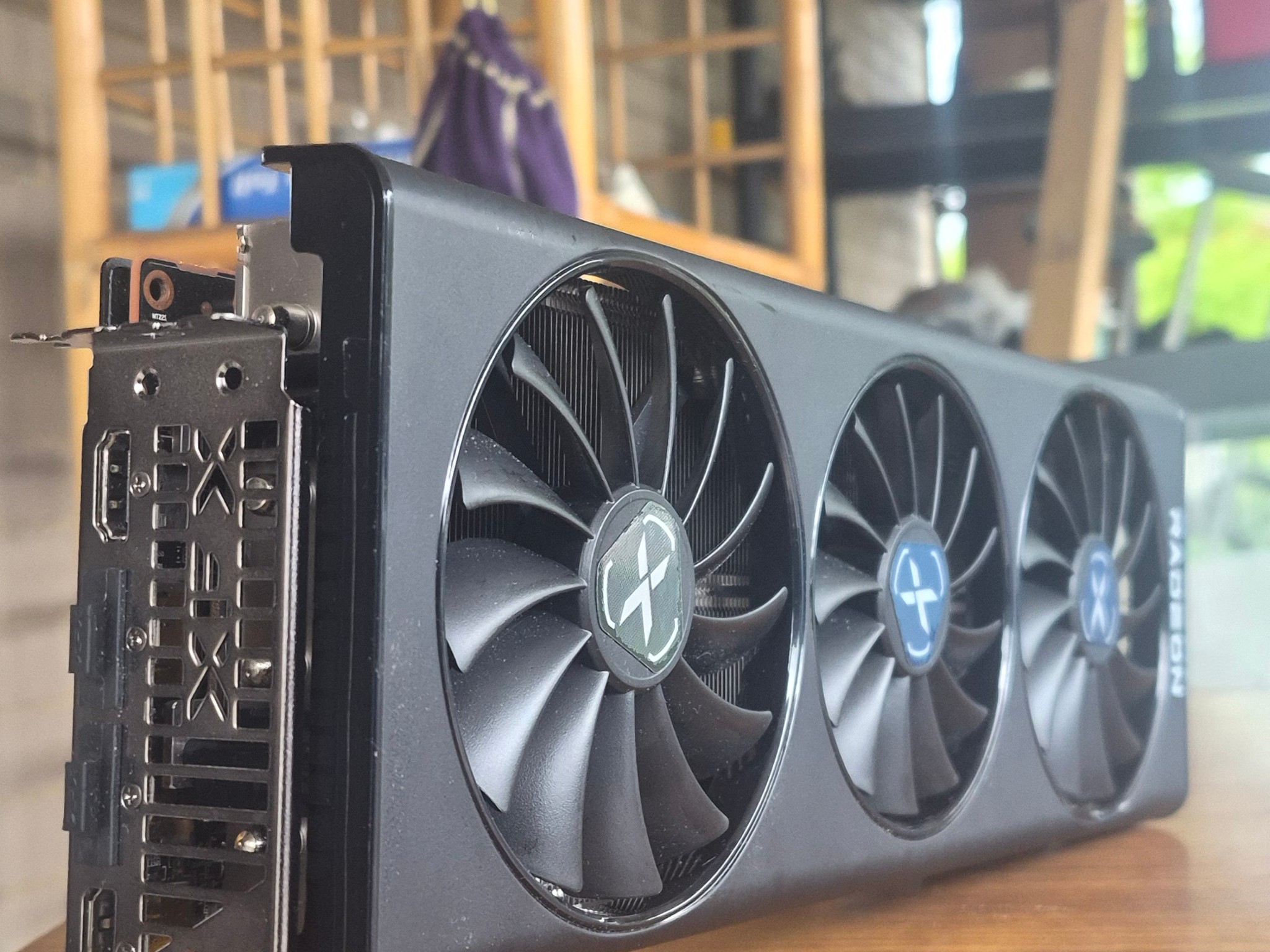 XFX Speedster SWFT 319 Radeon RX 6800
