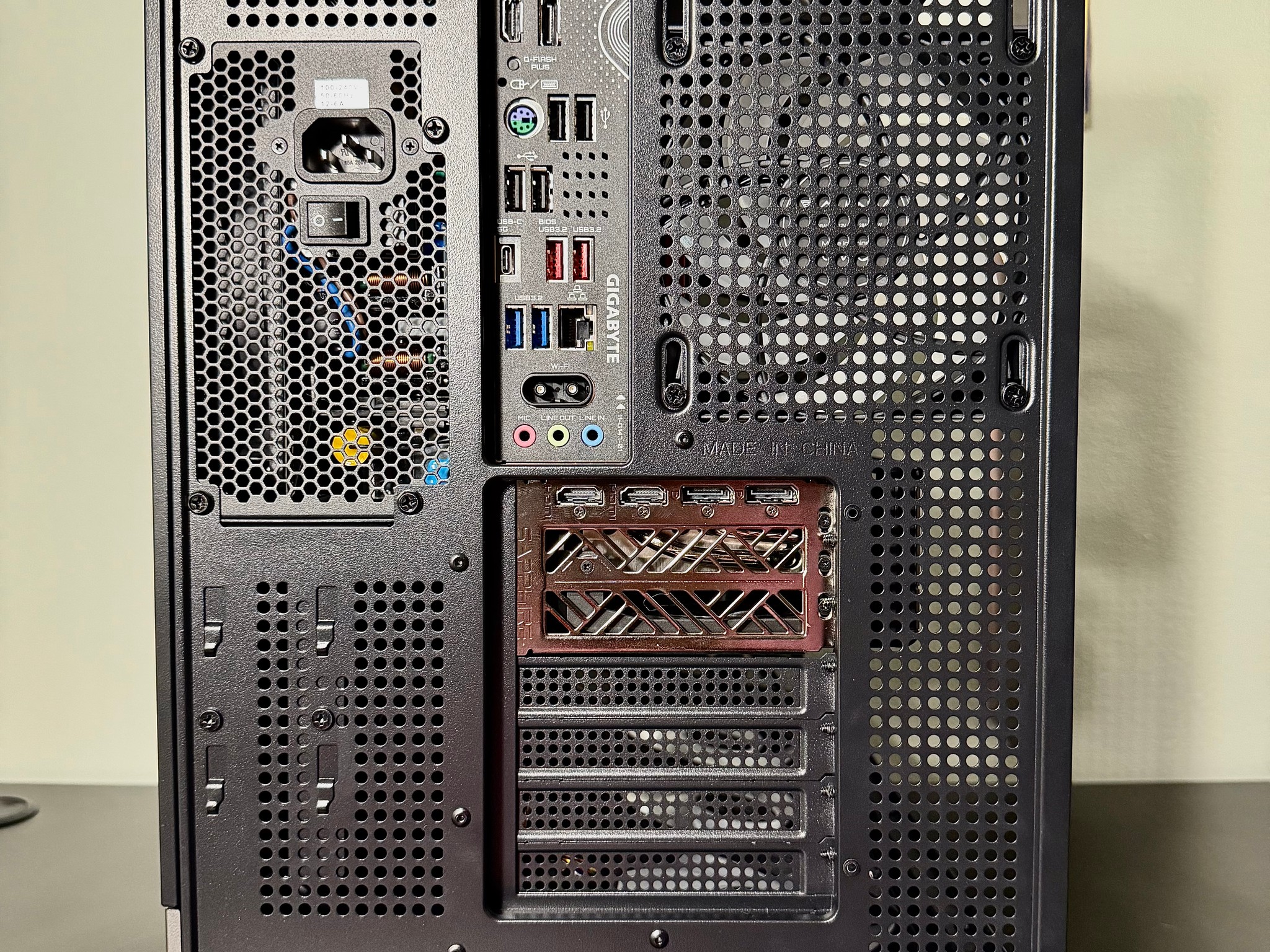 Insane 7800X3D | 9070XT | 48GB DDR5 | 2TB M.2 | LCD Screen AIO Cooler Gaming PC