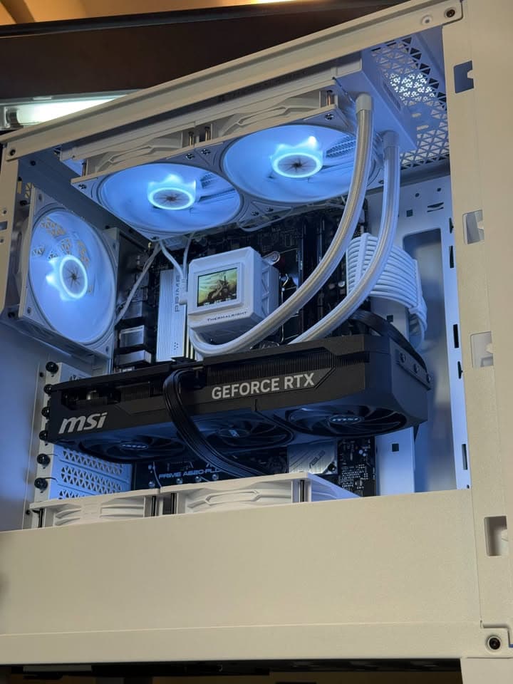 Ultra Gaming PC | RTX 5070 | Ryzen 9 7900x | 32GB DDR5 RAM | 1TB | Windows 11