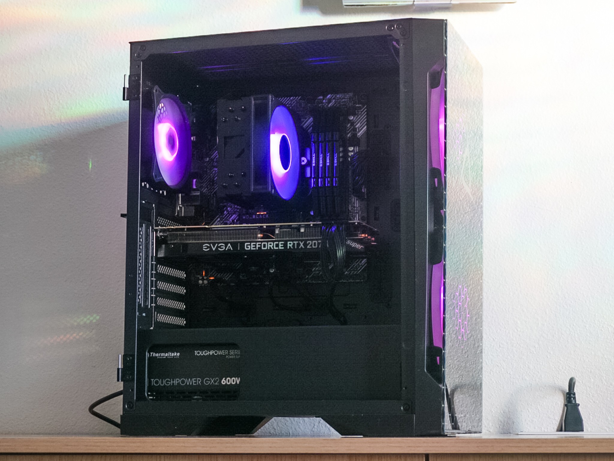 57X - Ryzen 5 3600X / RTX 2070 Super 8GB / 24GB RAM DDR4 / 1TB NVME SSD - Gaming PC