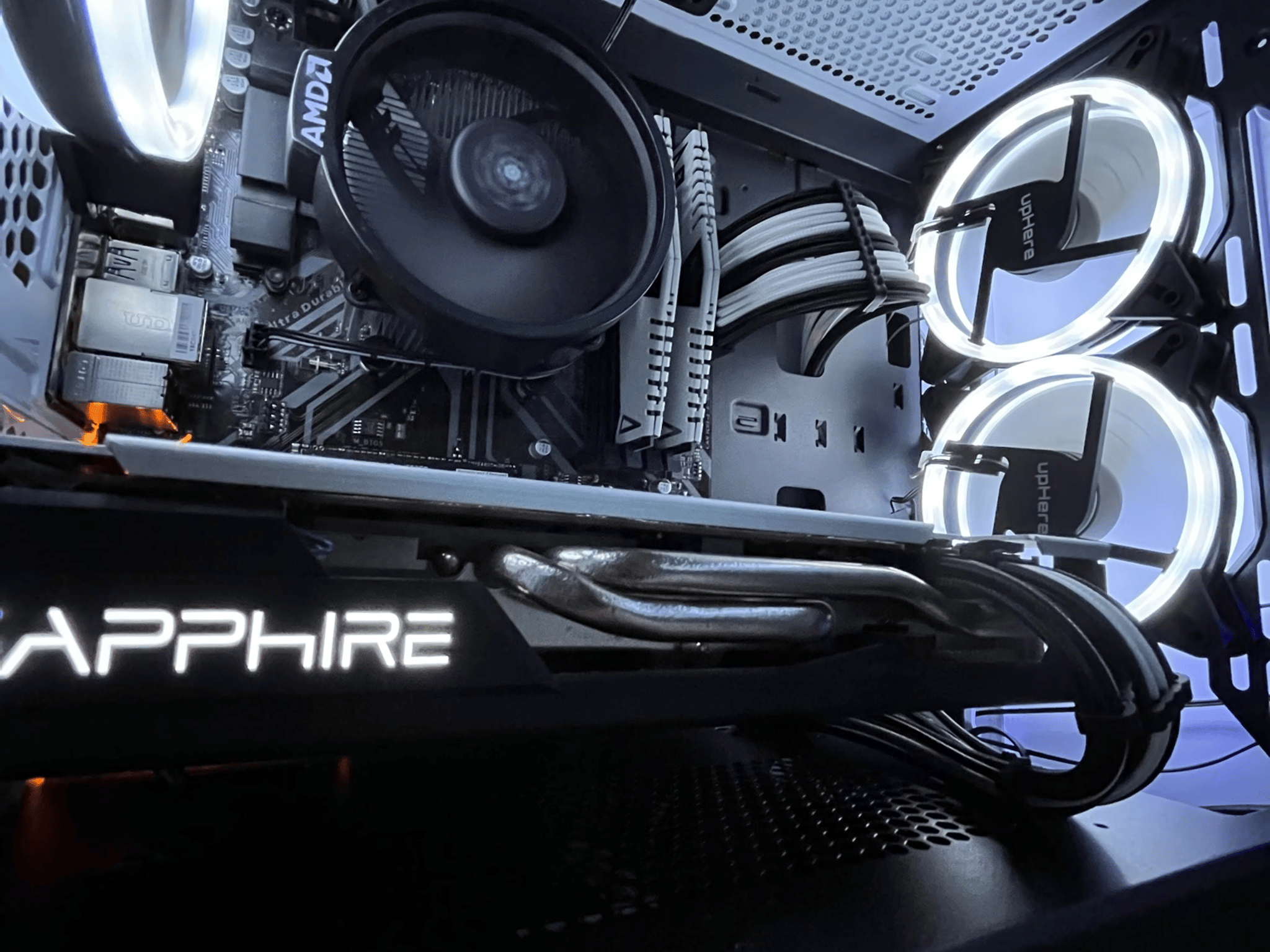White Spade | Entry Level Gaming PC | Ryzen 3 3200G | RX 570 4GB