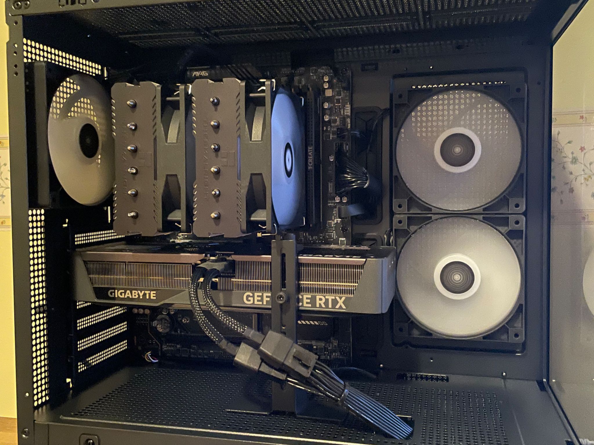 ⚡ Ryzen 5 9600X | NVIDIA 5070 | 32GB DDR5 | 2TB NVMe | High FPS Gaming Build | 1440P Ultra